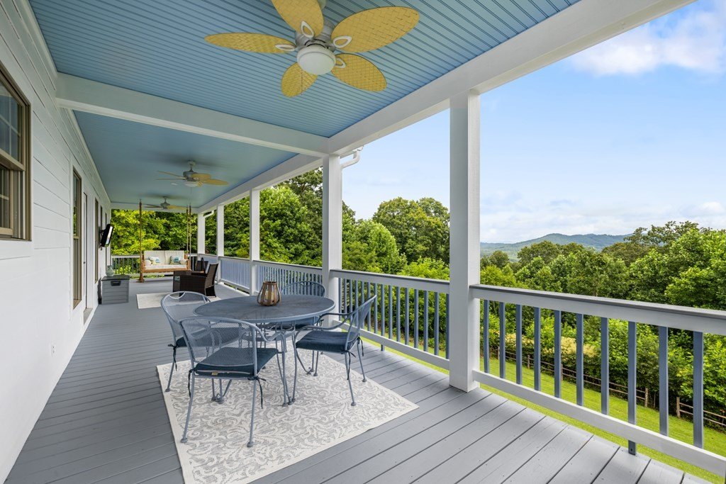 Warne, North Carolina, 28909, United States, 3 Bedrooms Bedrooms, ,3 BathroomsBathrooms,Residential,For Sale,1878165