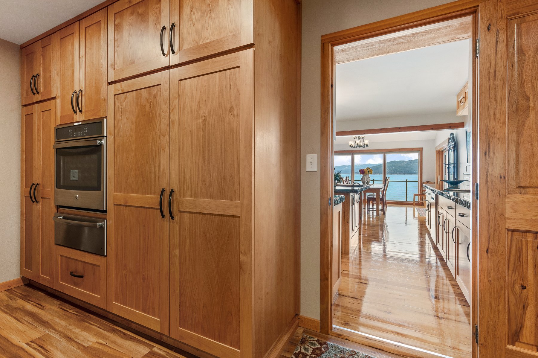 Sagle, Idaho, 83860, United States, 6 Bedrooms Bedrooms, ,5 BathroomsBathrooms,Residential,For Sale,1763487