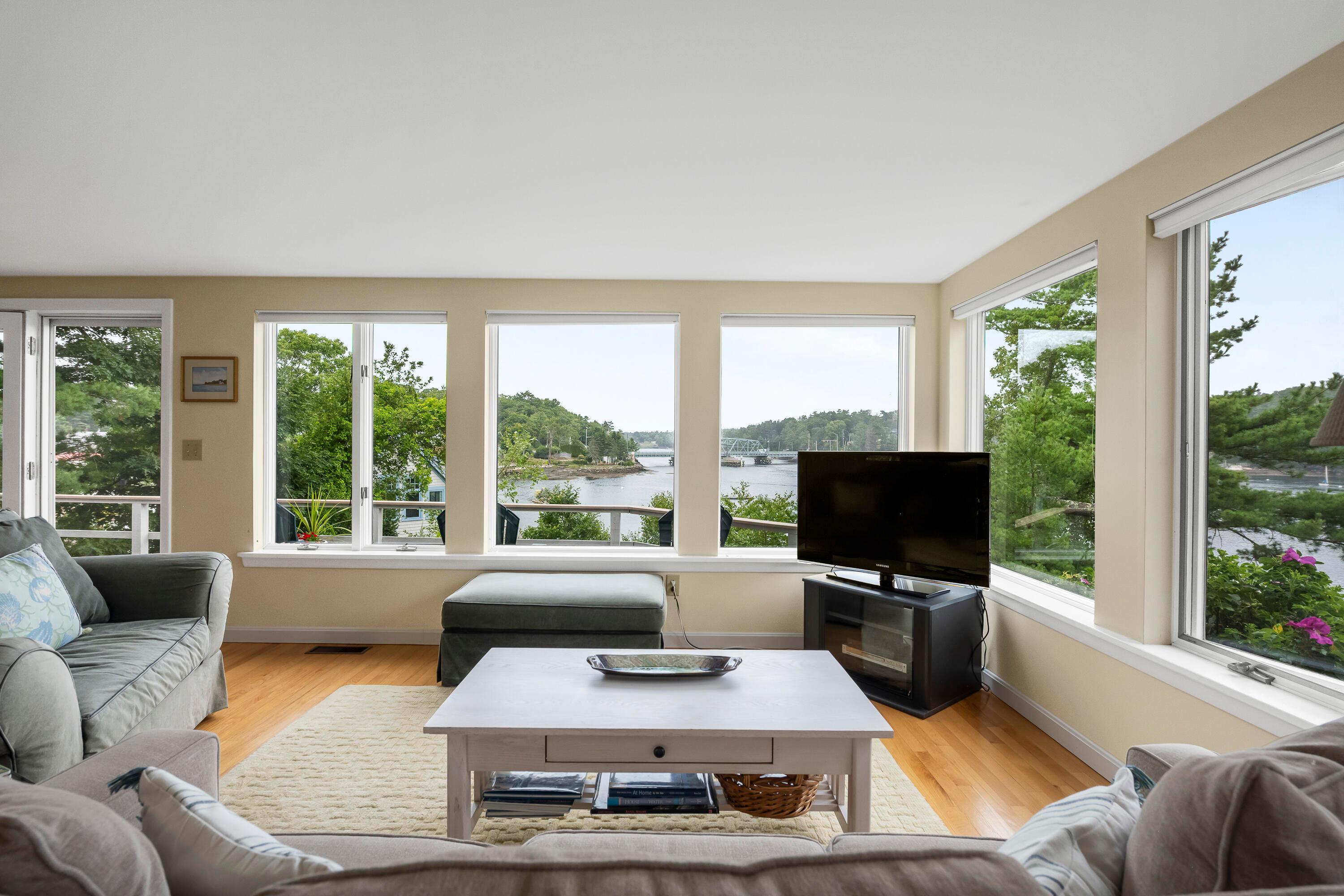  32 Nickerson Road - 物件實景