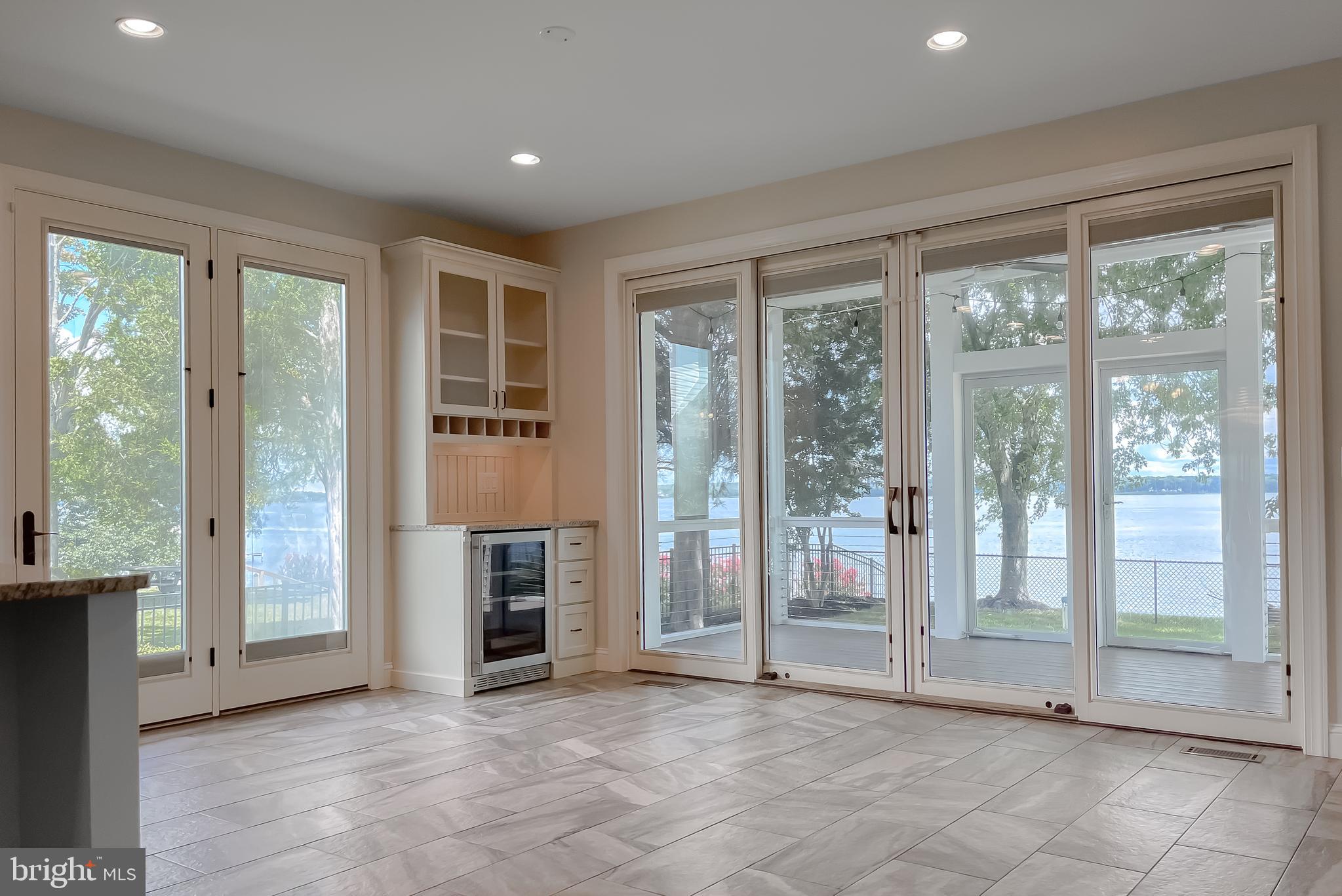 Hollywood, Maryland, 20636, United States, 5 Bedrooms Bedrooms, ,5 BathroomsBathrooms,Residential,For Sale,1914184