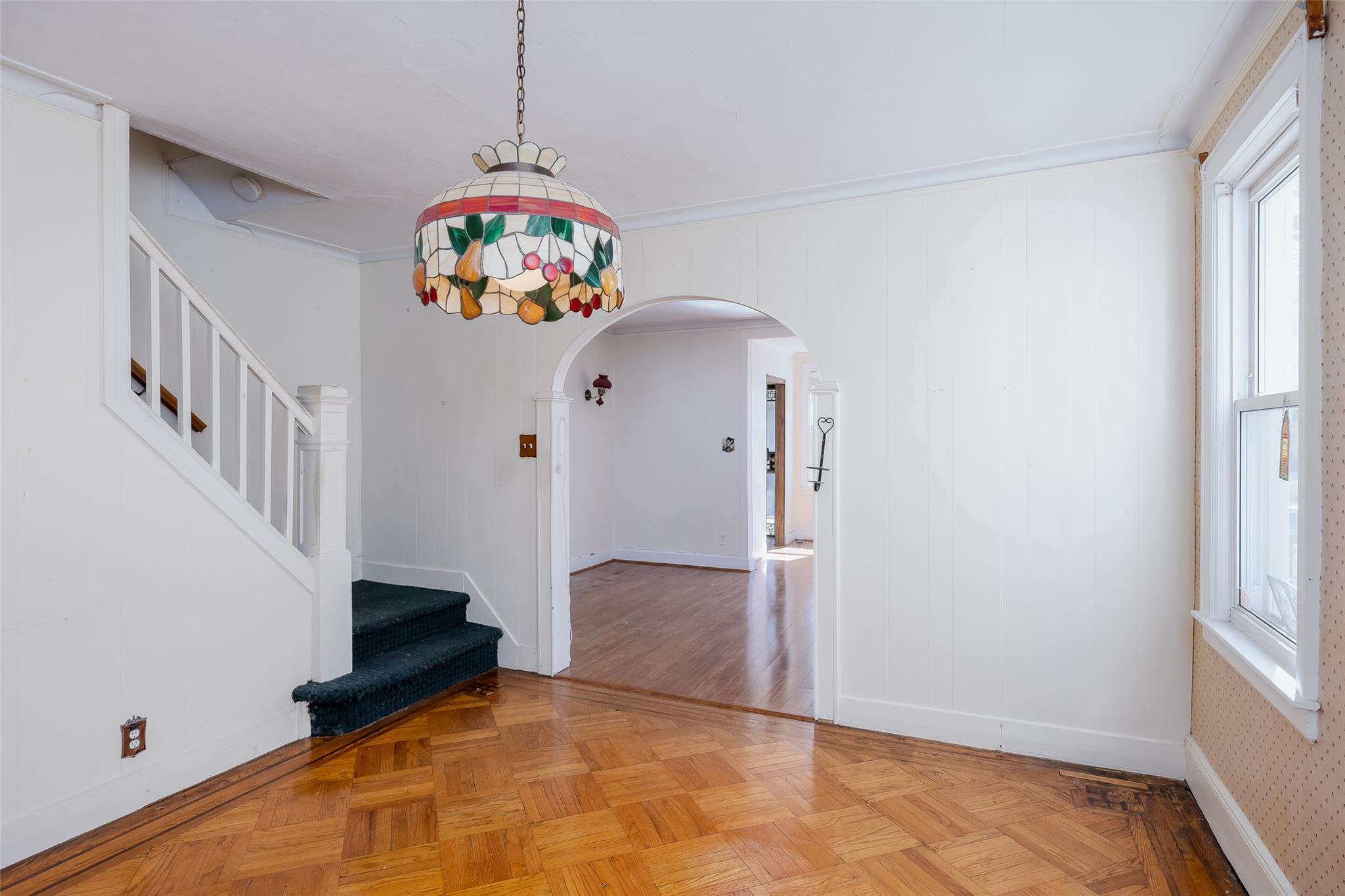 Queens Village, New York, 11428, United States, 4 Bedrooms Bedrooms, ,2 BathroomsBathrooms,Residential,For Sale,1752730
