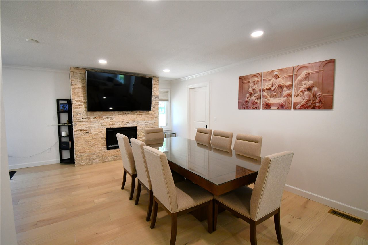 Alanson, Michigan, 49706, United States, 5 Bedrooms Bedrooms, ,3 BathroomsBathrooms,Residential,For Sale,1876087