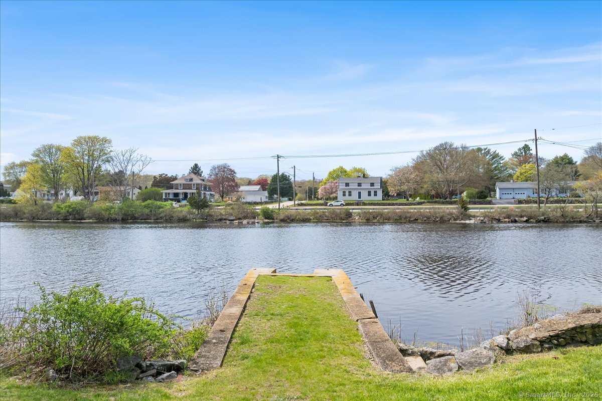 Stonington, Connecticut, 06379, United States, 3 Bedrooms Bedrooms, ,3 BathroomsBathrooms,Residential,For Sale,1830506