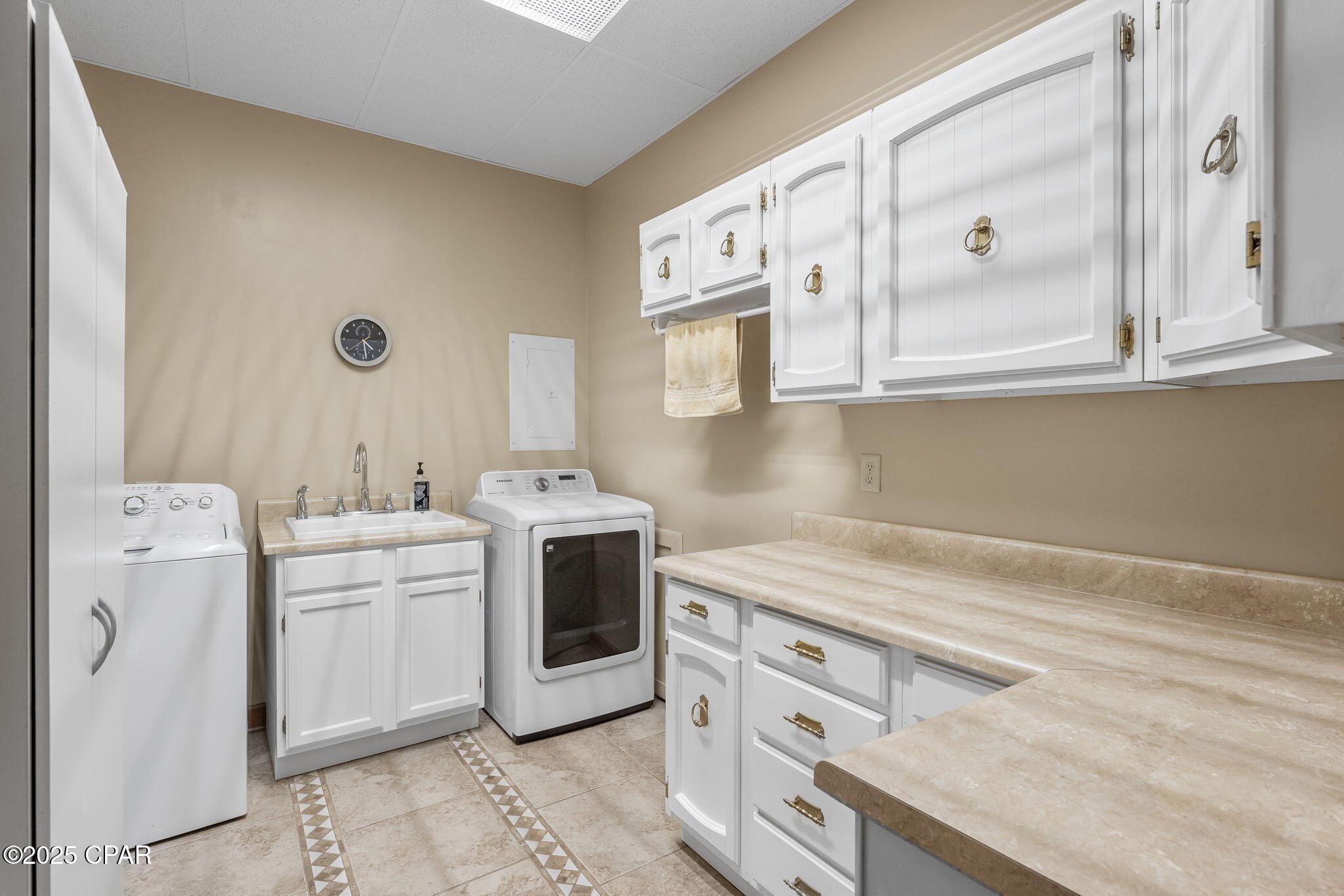 Youngstown, Florida, 32466, United States, 6 Bedrooms Bedrooms, ,6 BathroomsBathrooms,Residential,For Sale,1983496