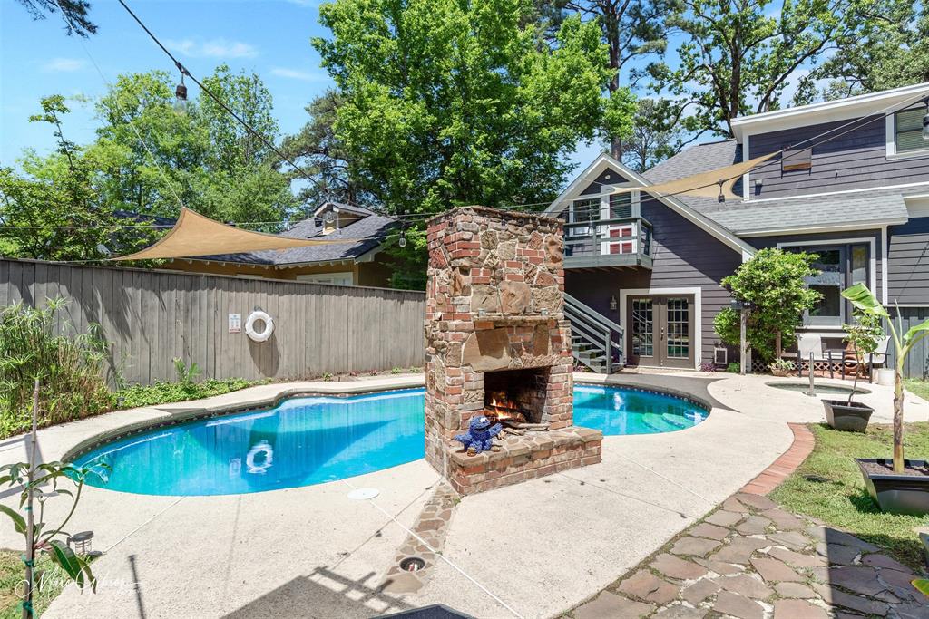 Shreveport, Louisiana, 71104, United States, 4 Bedrooms Bedrooms, ,5 BathroomsBathrooms,Residential,For Sale,1795107