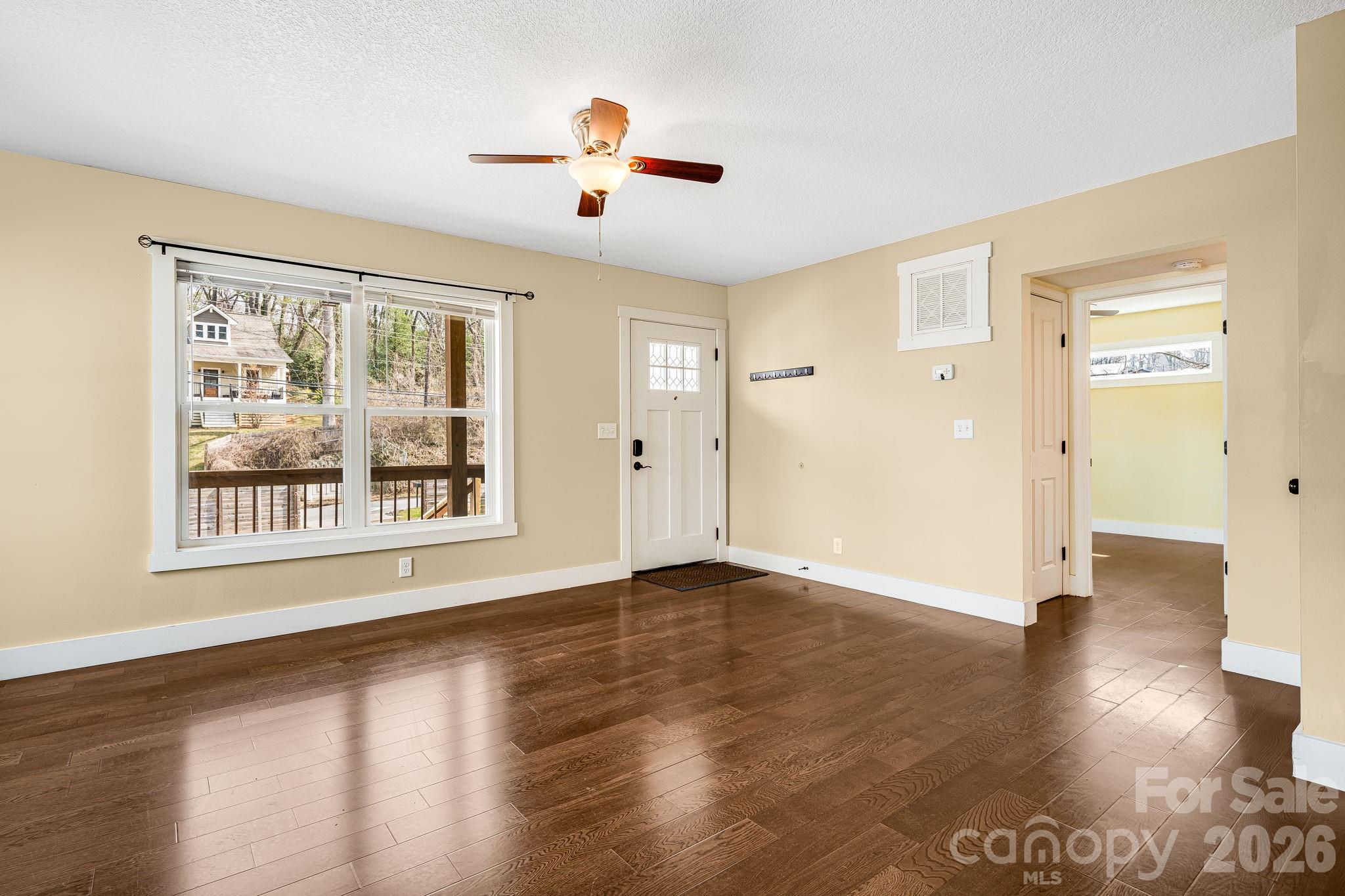 Asheville, North Carolina, 28803, United States, 5 Bedrooms Bedrooms, ,3 BathroomsBathrooms,Residential,For Sale,2025391