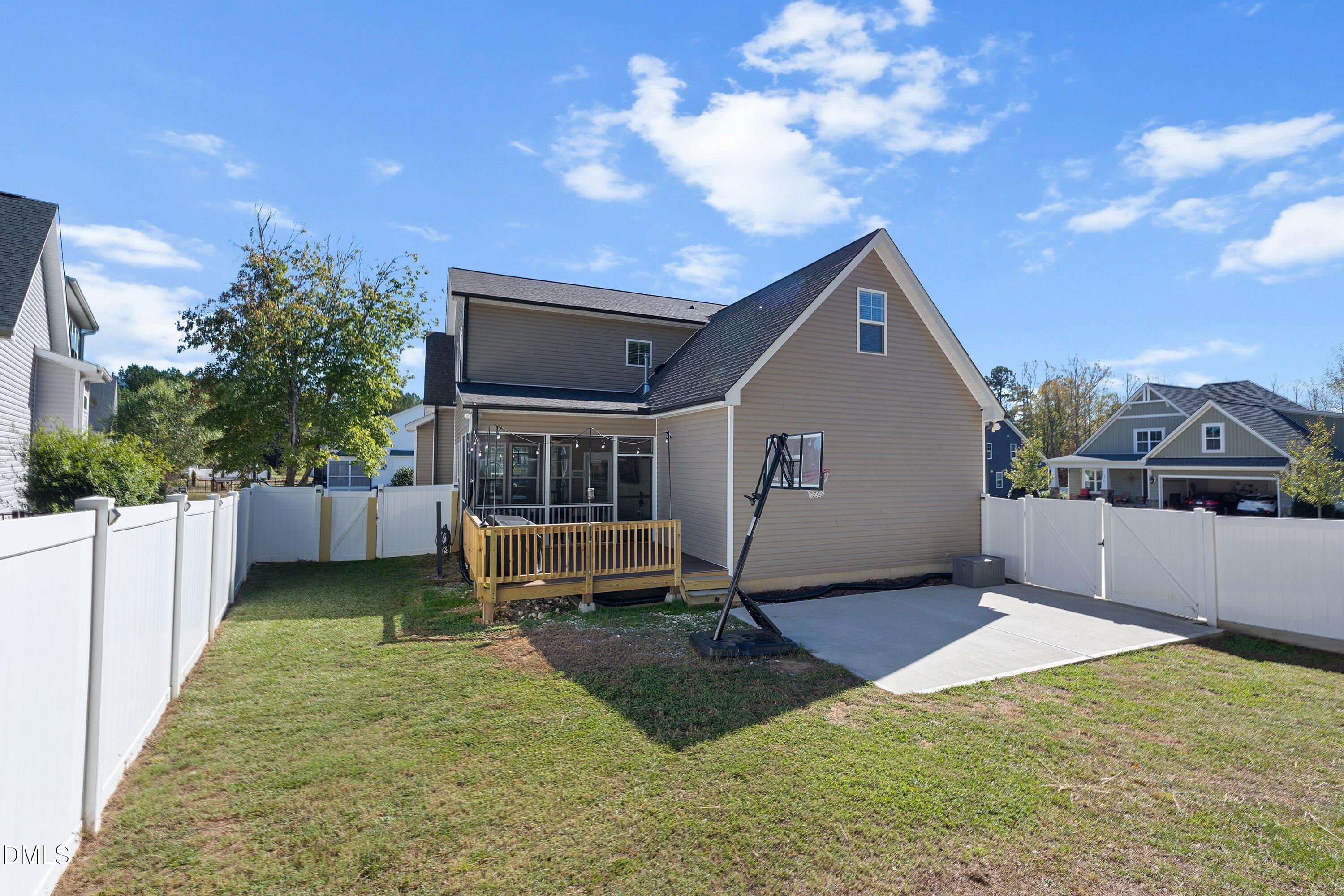 Youngsville, North Carolina, 27596, United States, 3 Bedrooms Bedrooms, ,3 BathroomsBathrooms,Residential,For Sale,1977975