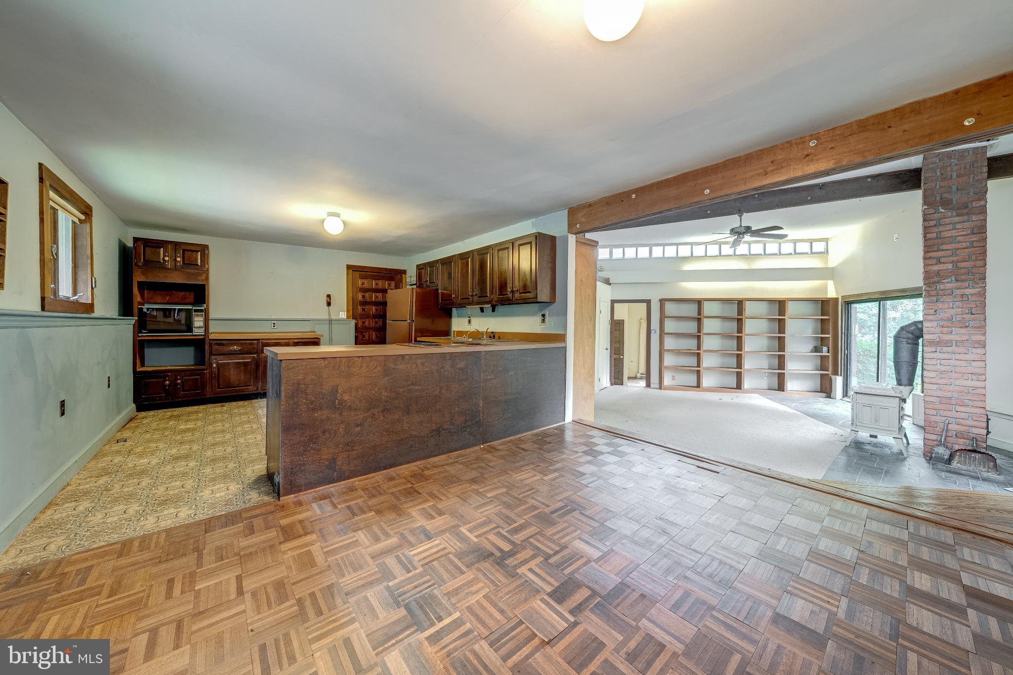 Smithsburg, Maryland, 21783, United States, 1 Bedroom Bedrooms, ,2 BathroomsBathrooms,Residential,For Sale,1929161