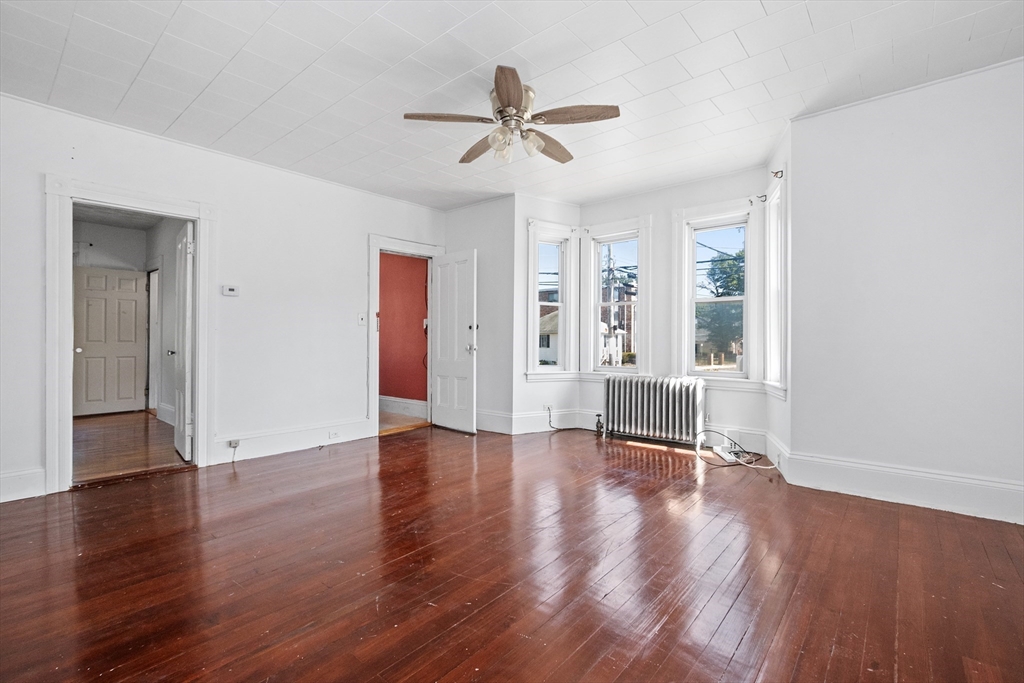 Quincy, Massachusetts, 02169, United States, 4 Bedrooms Bedrooms, ,2 BathroomsBathrooms,Residential,For Sale,1919817