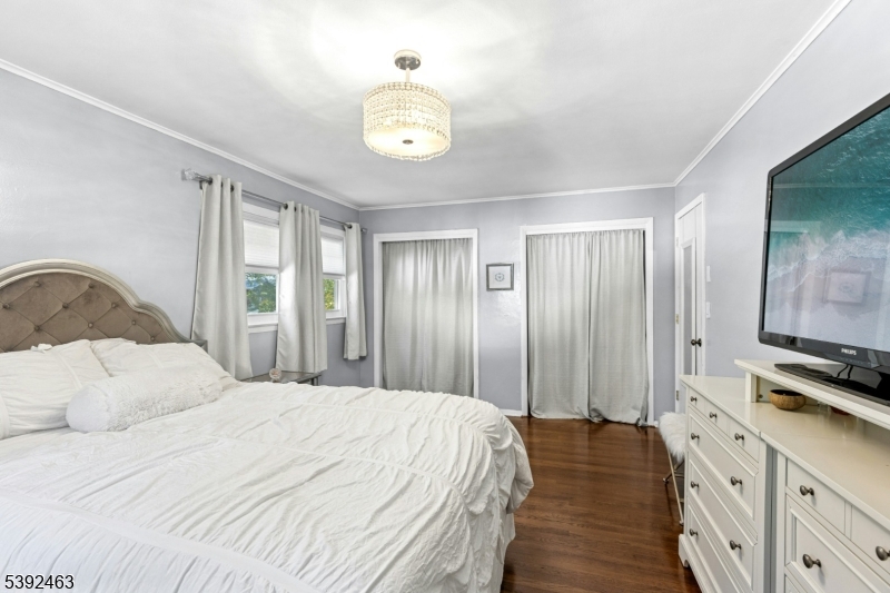 Plainfield City, New Jersey, 07062, United States, 3 Bedrooms Bedrooms, ,2 BathroomsBathrooms,Residential,For Sale,1968857