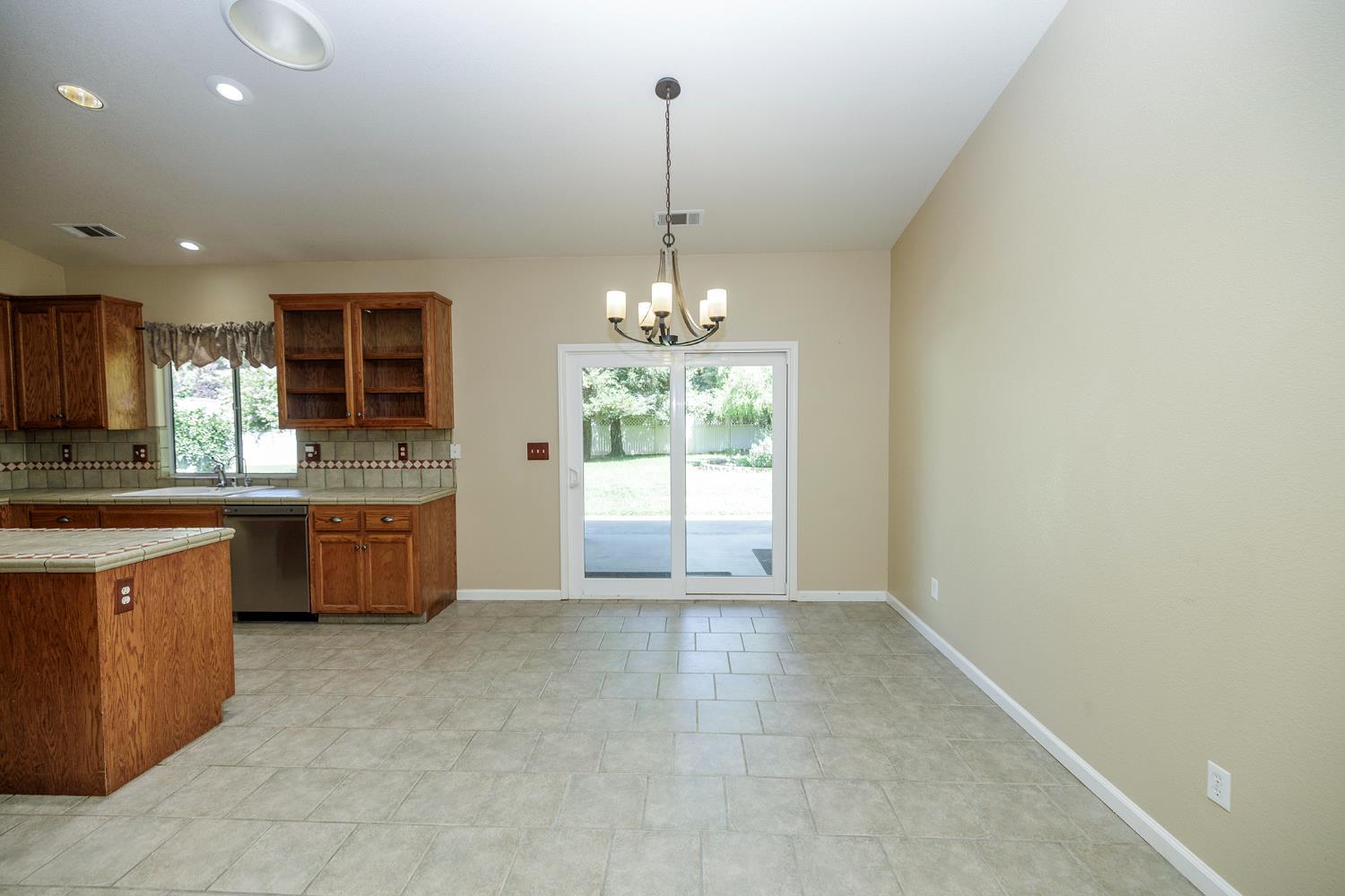 Hickman, California, 95323, United States, 4 Bedrooms Bedrooms, ,2 BathroomsBathrooms,Residential,For Sale,1914069