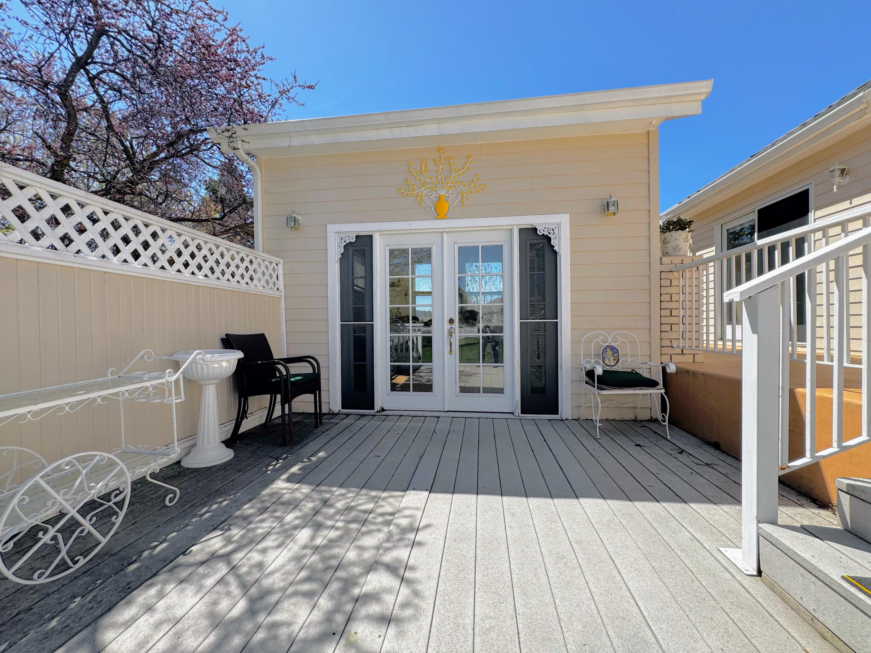Klamath Falls, Oregon, 97601, United States, 3 Bedrooms Bedrooms, ,3 BathroomsBathrooms,Residential,For Sale,1779342