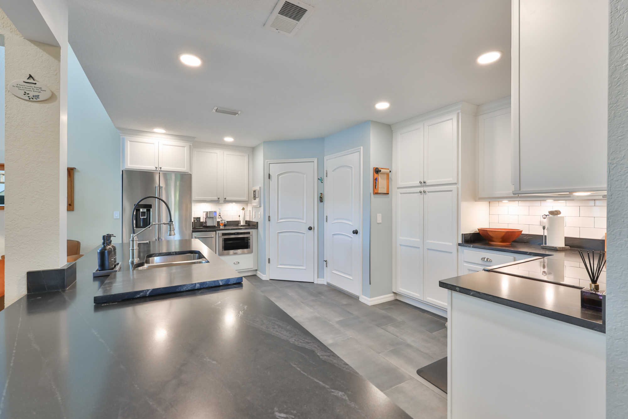 Apollo Beach, Florida, 33572, United States, 3 Bedrooms Bedrooms, ,3 BathroomsBathrooms,Residential,For Sale,2049296