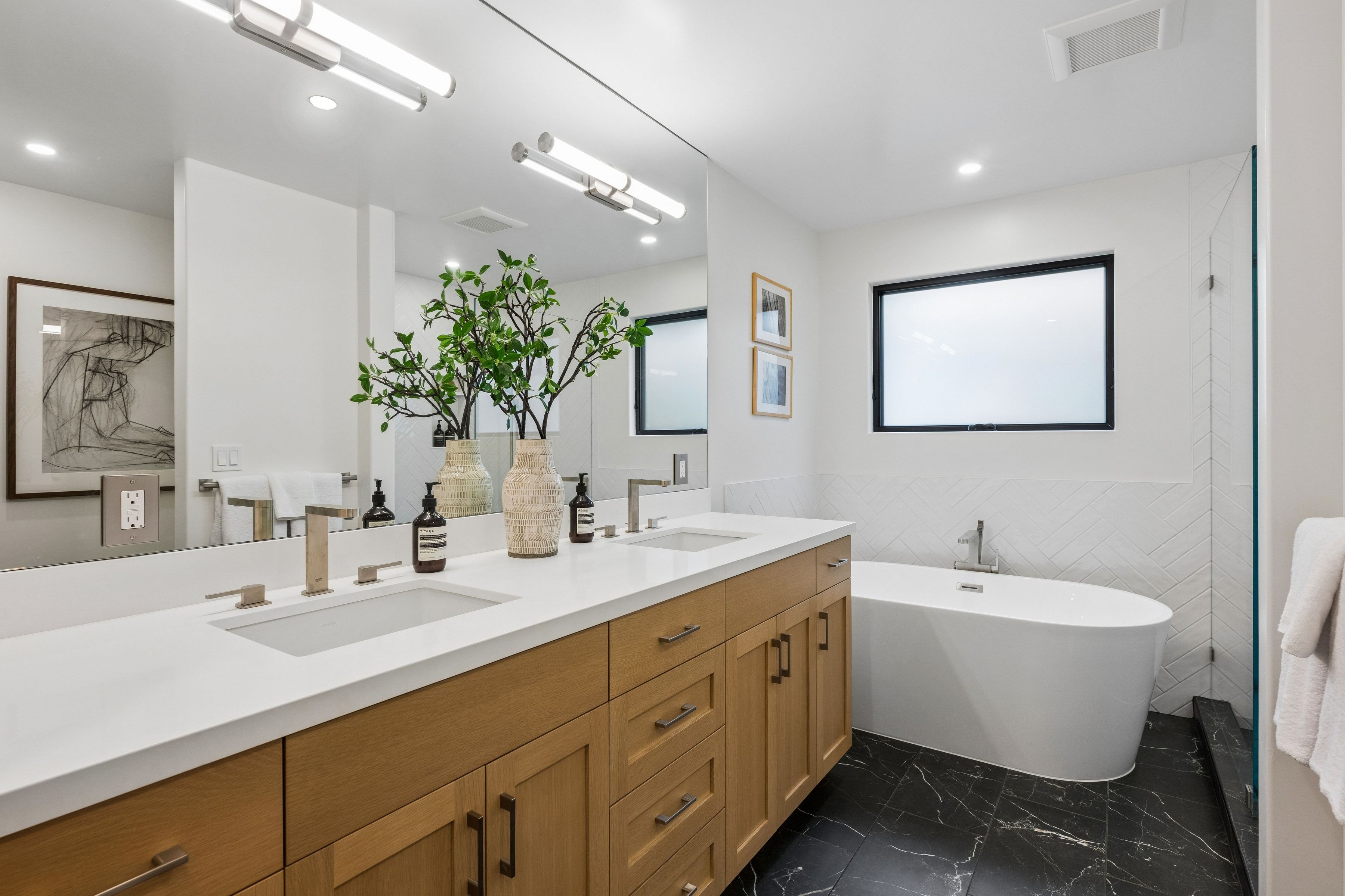  Spectacular Newly Developed Home - 物件實景