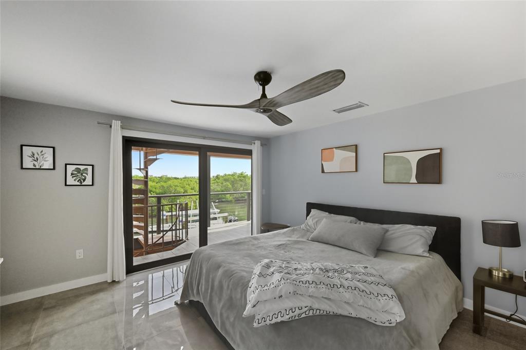 Sarasota, Florida, 34242, United States, 4 Bedrooms Bedrooms, ,5 BathroomsBathrooms,Residential,For Sale,1999117