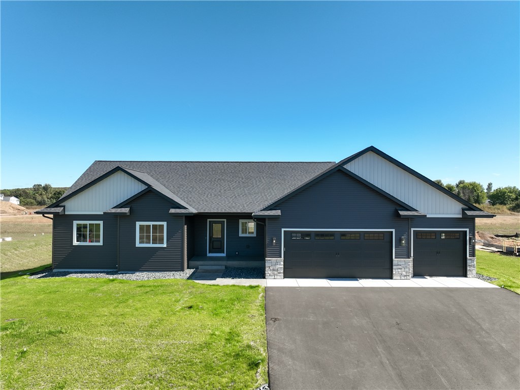 Chippewa Falls, Wisconsin, 54729, United States, 3 Bedrooms Bedrooms, ,2 BathroomsBathrooms,Residential,For Sale,1980636