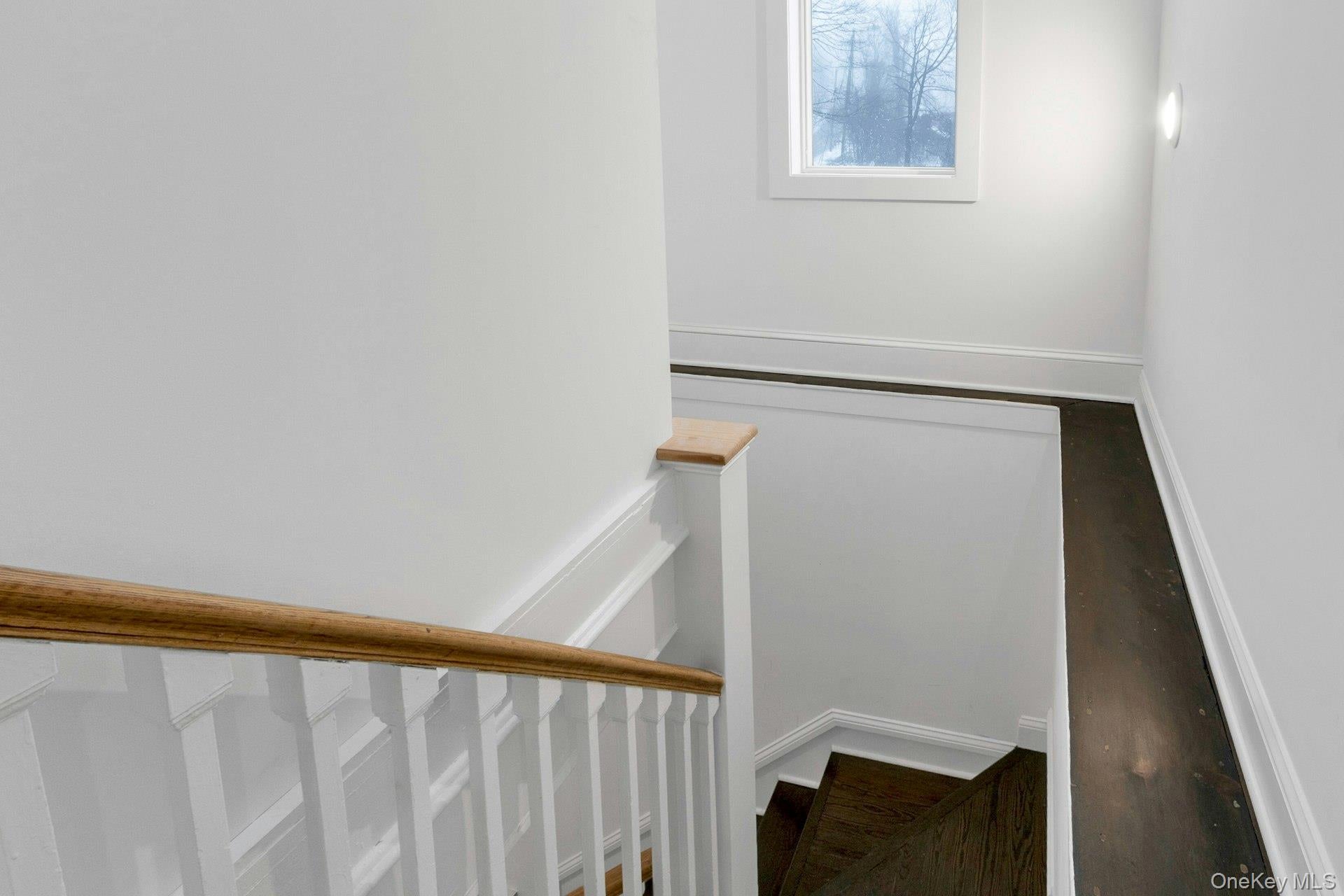 Valley Cottage, New York, 10989, United States, 4 Bedrooms Bedrooms, ,3 BathroomsBathrooms,Residential,For Sale,2005431