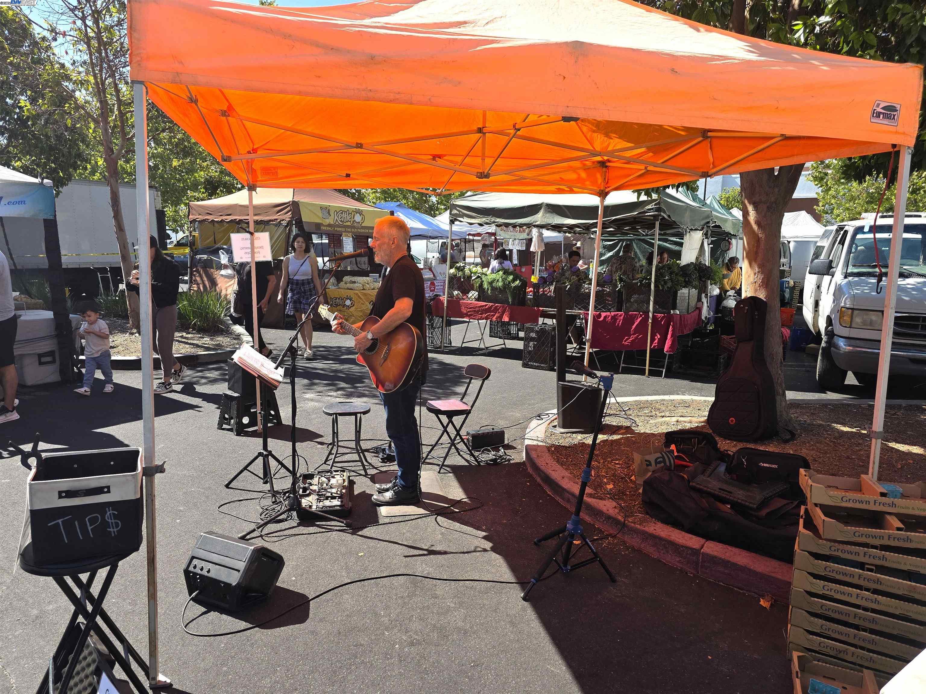 Oakland, California, 94603, United States, 3 Bedrooms Bedrooms, ,2 BathroomsBathrooms,Residential,For Sale,1991687