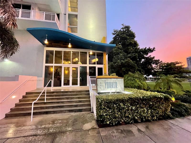 Miami, Florida, 33137, United States, 2 Bedrooms Bedrooms, ,2 BathroomsBathrooms,Residential,For Sale,1942065