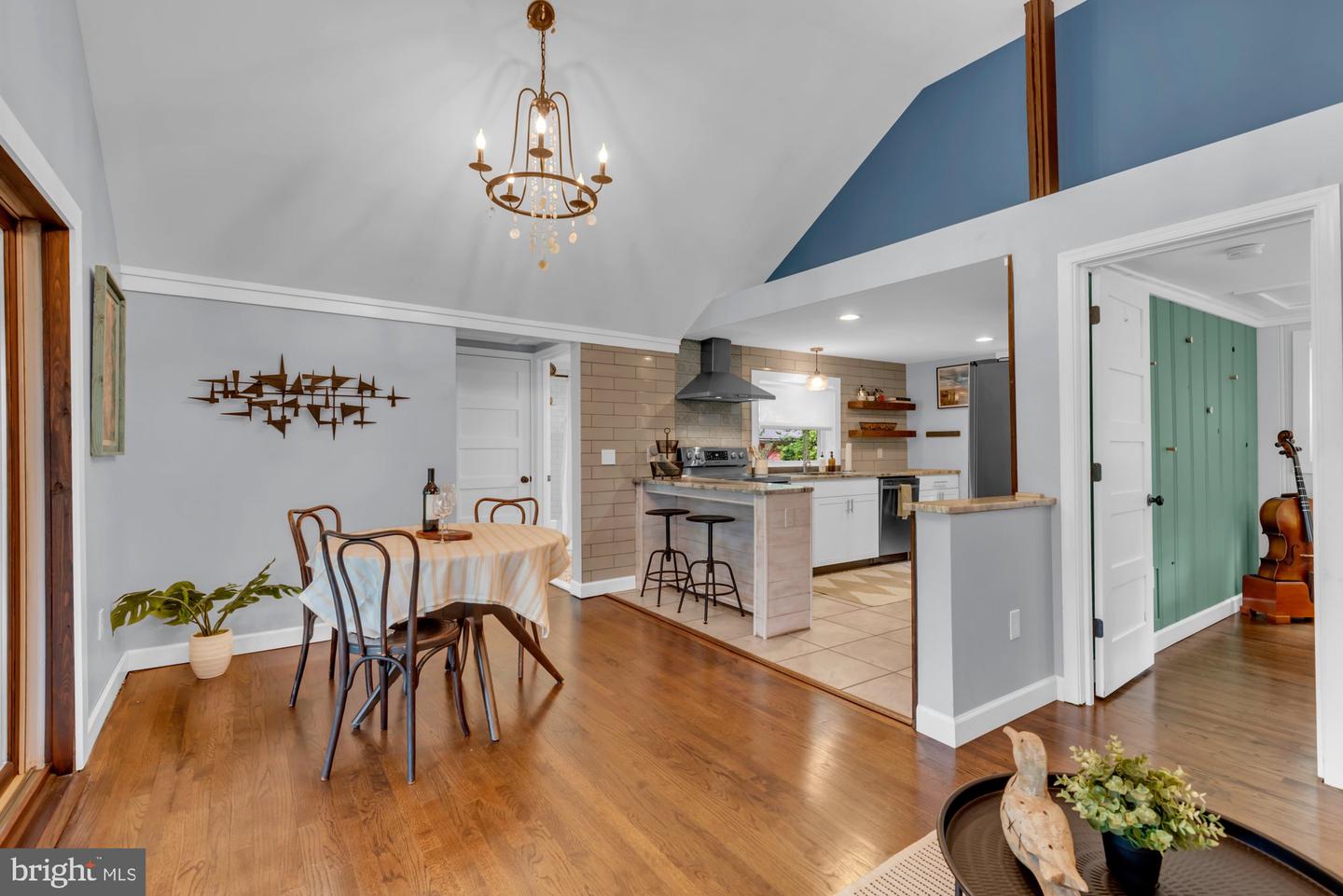 Pasadena, Maryland, 21122, United States, 2 Bedrooms Bedrooms, ,2 BathroomsBathrooms,Residential,For Sale,1837604