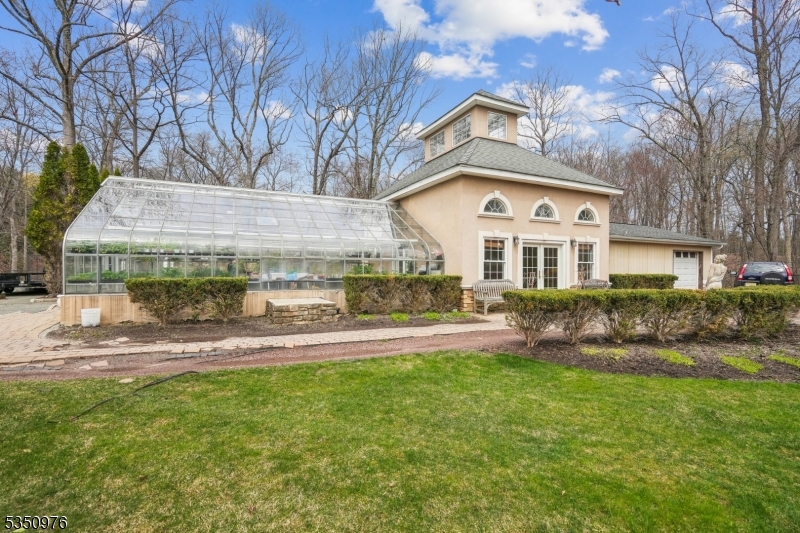 Rockaway Twp., New Jersey, 07866, United States, 2 Bedrooms Bedrooms, ,2 BathroomsBathrooms,Residential,For Sale,1770221