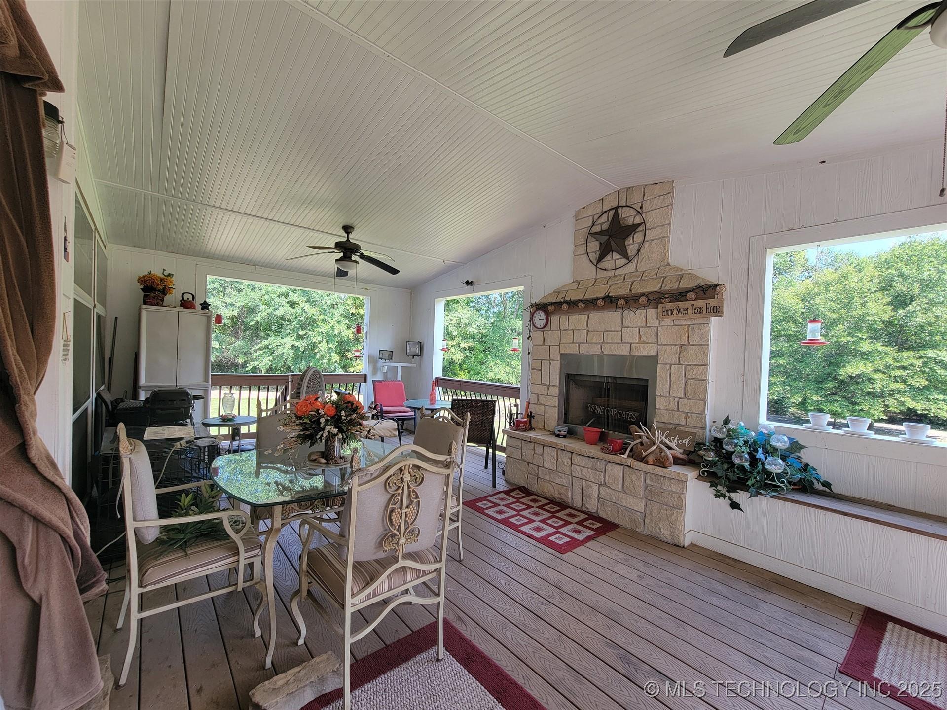 Gans, Oklahoma, 74936, United States, 4 Bedrooms Bedrooms, ,3 BathroomsBathrooms,Residential,For Sale,1981640