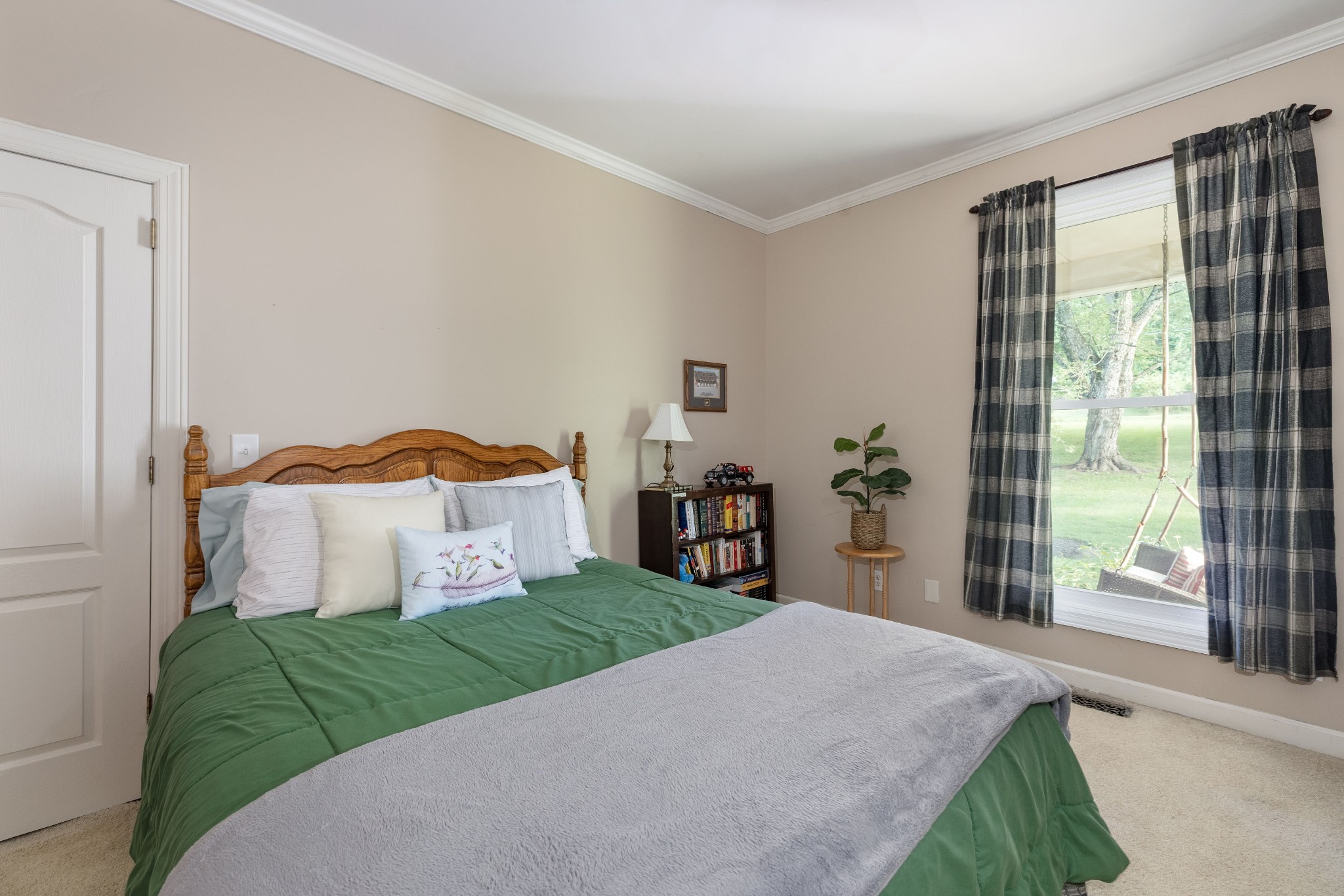 Franklin, Tennessee, 37064, United States, 4 Bedrooms Bedrooms, ,3 BathroomsBathrooms,Residential,For Sale,1855995
