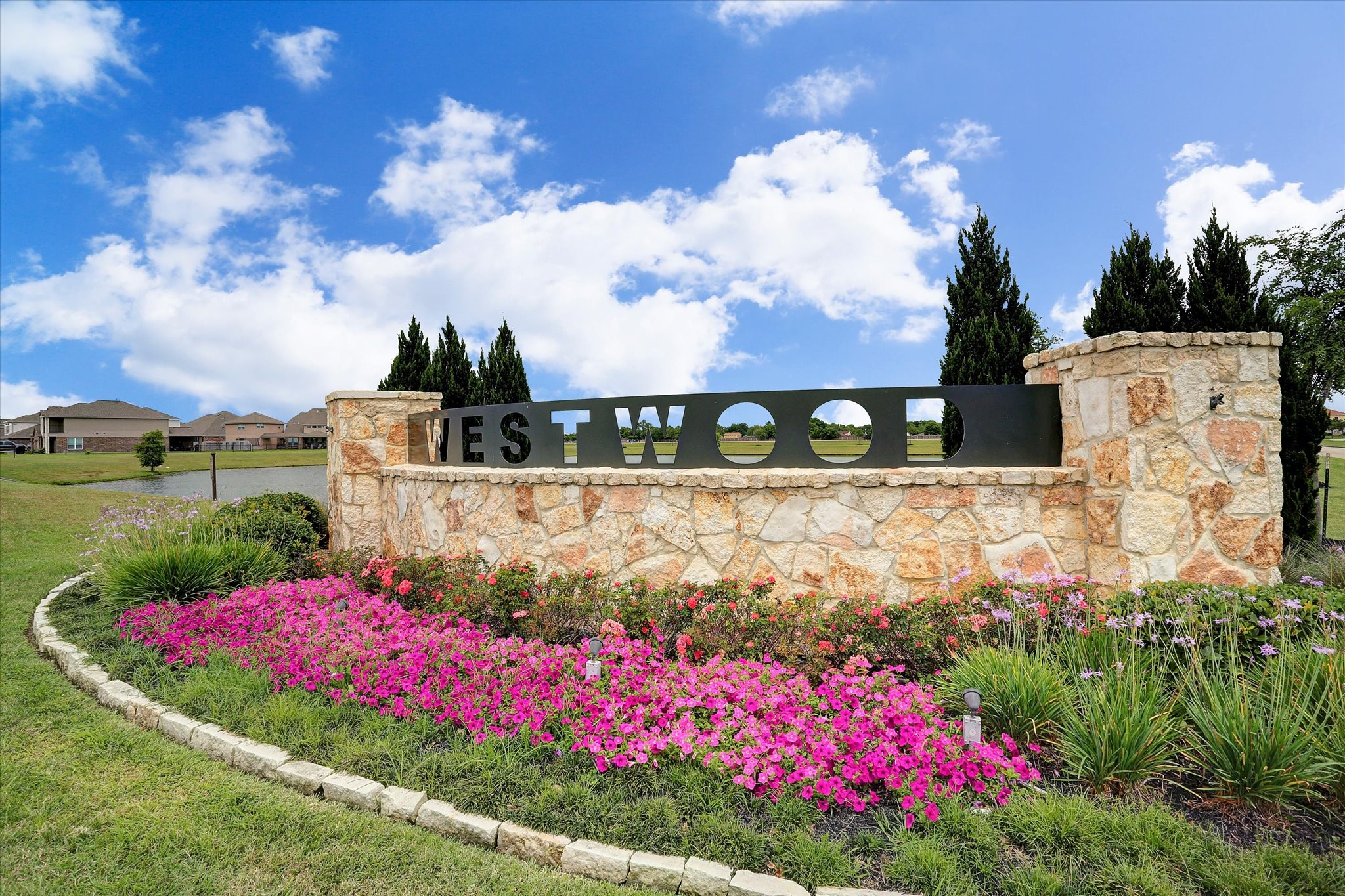  6228 Watford Drive - 物件實景