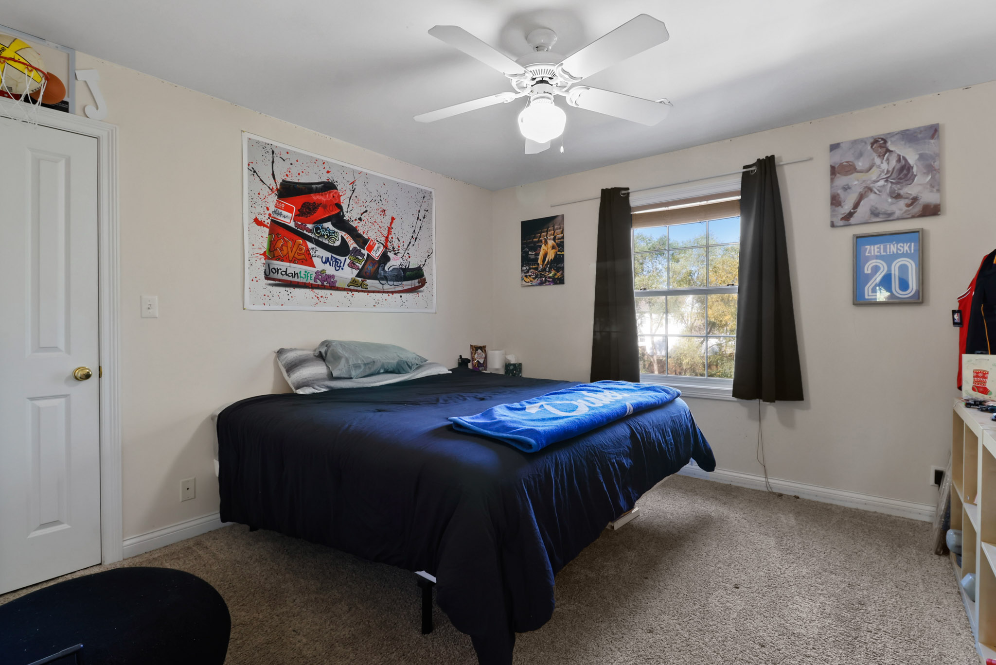 Valparaiso, Indiana, 46385, United States, 5 Bedrooms Bedrooms, ,3 BathroomsBathrooms,Residential,For Sale,1978231