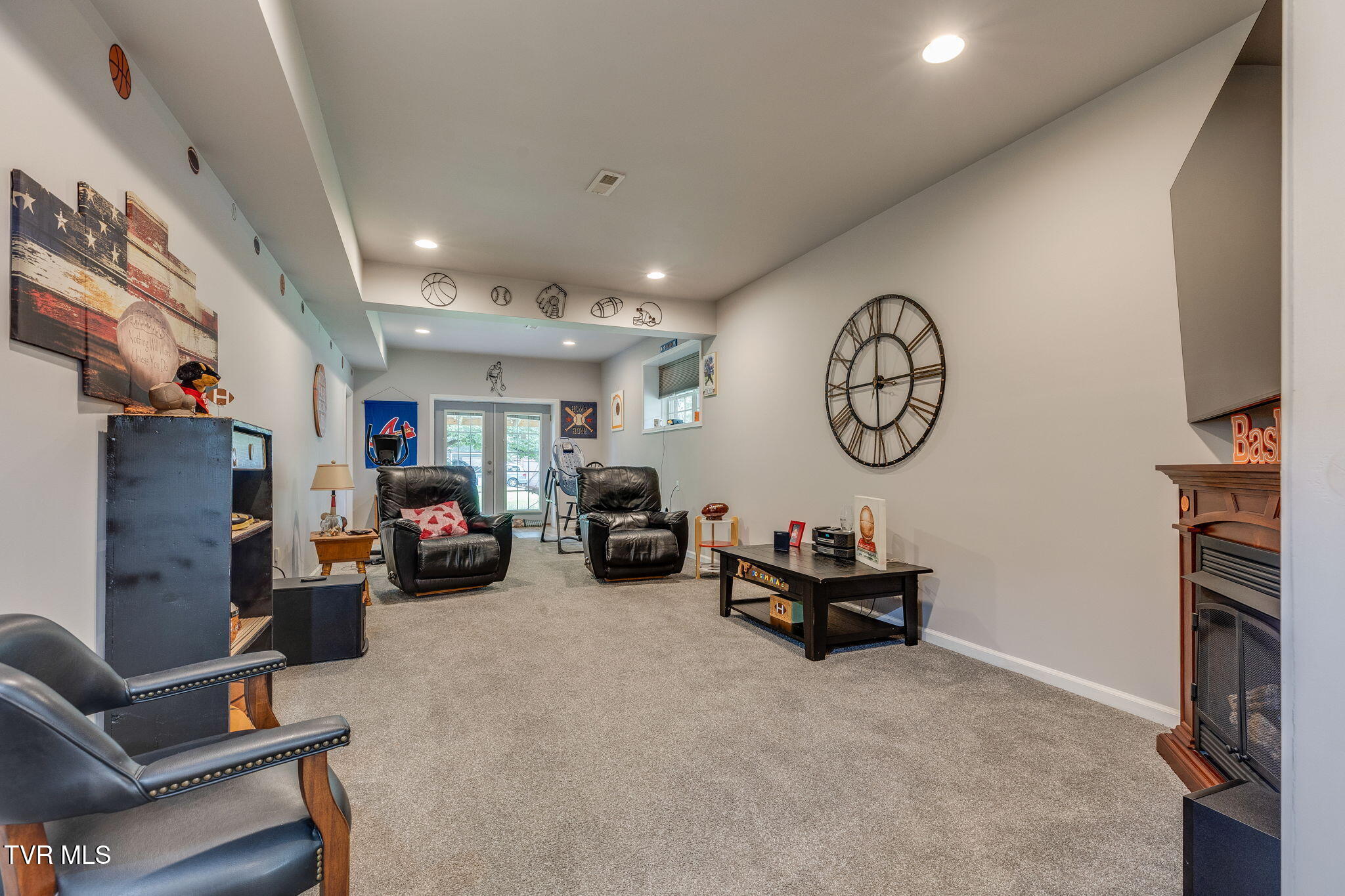 Kingsport, Tennessee, 37663, United States, 4 Bedrooms Bedrooms, ,3 BathroomsBathrooms,Residential,For Sale,1872965