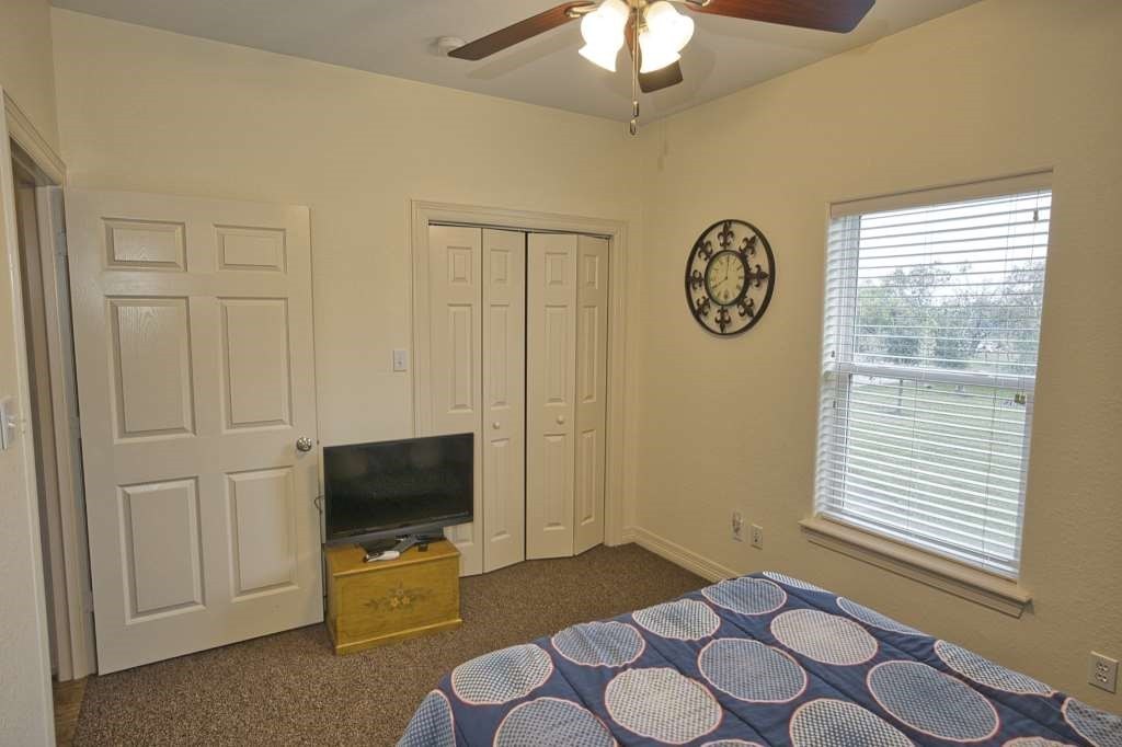 Brazoria, Texas, 77422, United States, 4 Bedrooms Bedrooms, ,3 BathroomsBathrooms,Residential,For Sale,1935189