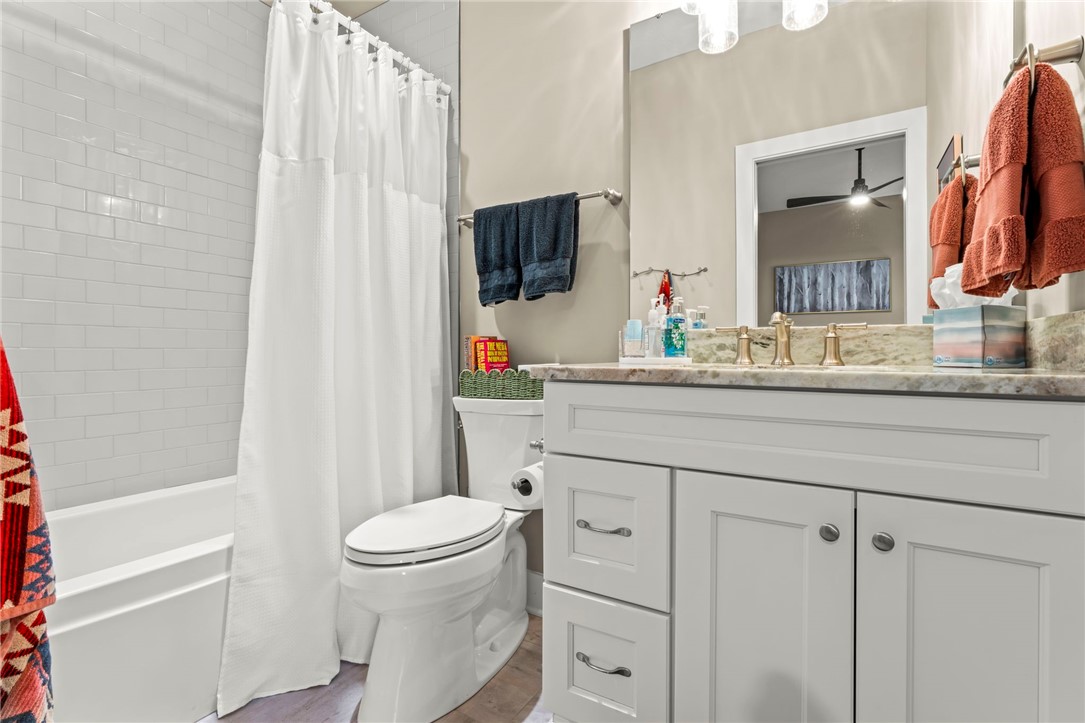 Venetia, Pennsylvania, 15367, United States, 5 Bedrooms Bedrooms, ,6 BathroomsBathrooms,Residential,For Sale,2001561