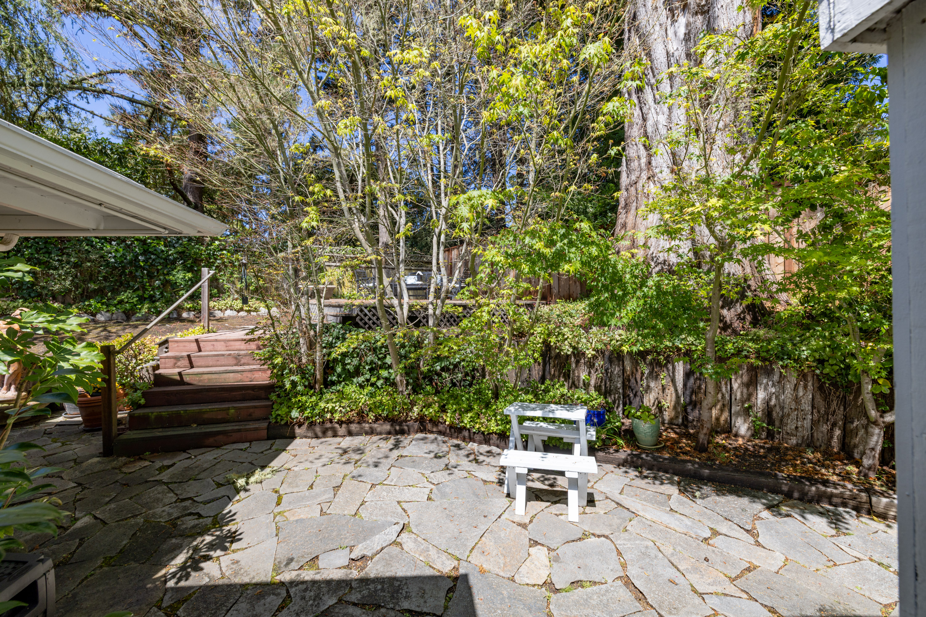  4058 El Bosque Drive - 物件實景