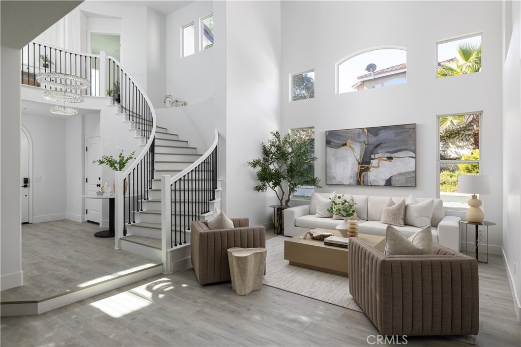 Huntington Beach, California, 92648, United States, 5 Bedrooms Bedrooms, ,1 BathroomBathrooms,Residential,For Sale,1732032