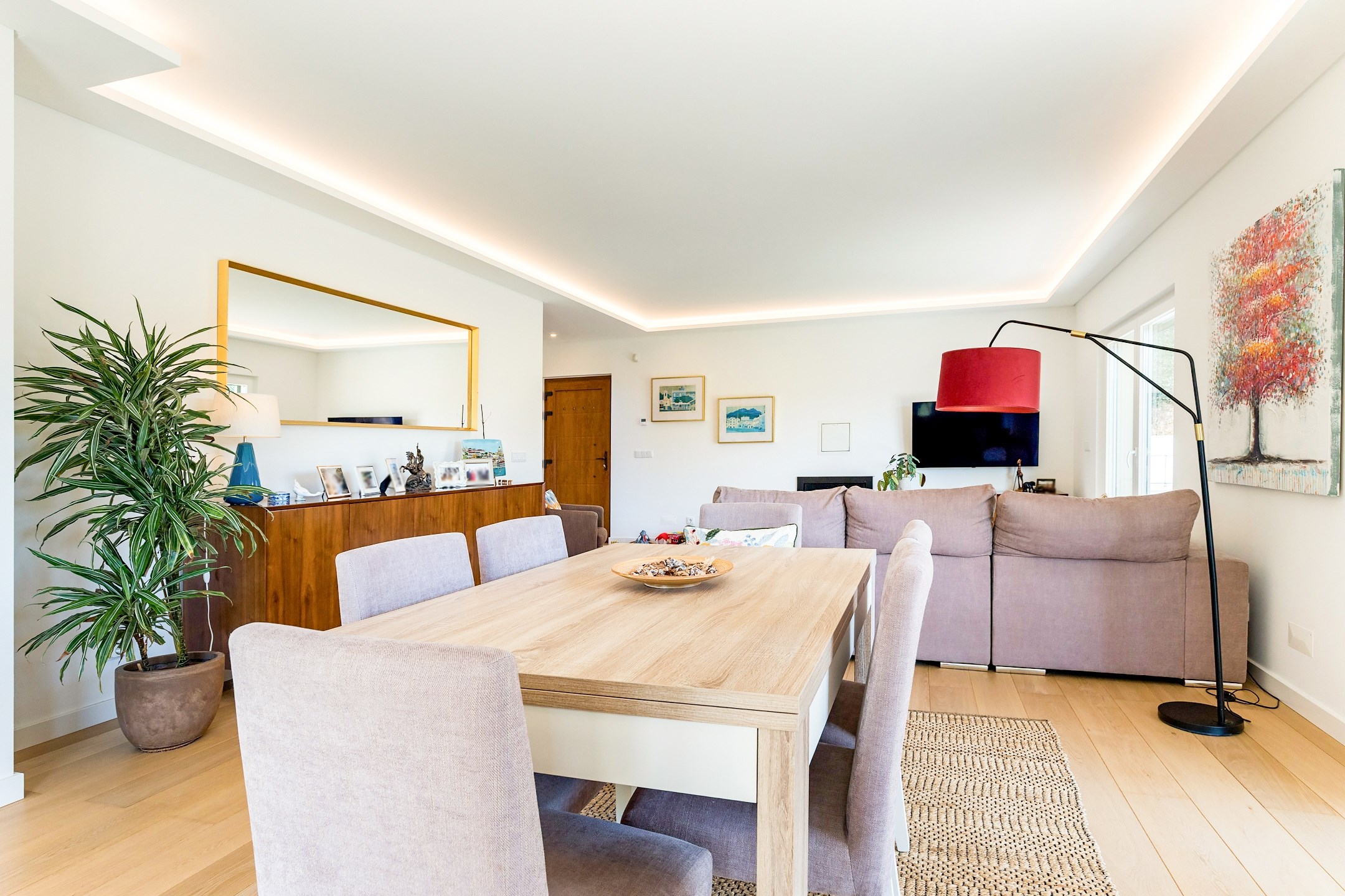 Sintra, Lisbon, 2710-655, PT, 4 Bedrooms Bedrooms, ,3 BathroomsBathrooms,Residential,For Sale,1991918