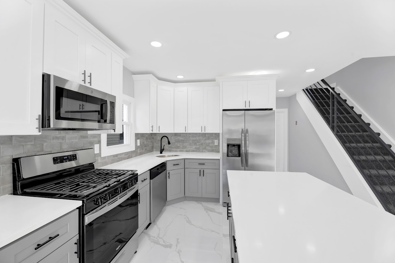 Queens Village, New York, 11429, United States, 4 Bedrooms Bedrooms, ,3 BathroomsBathrooms,Residential,For Sale,2005835