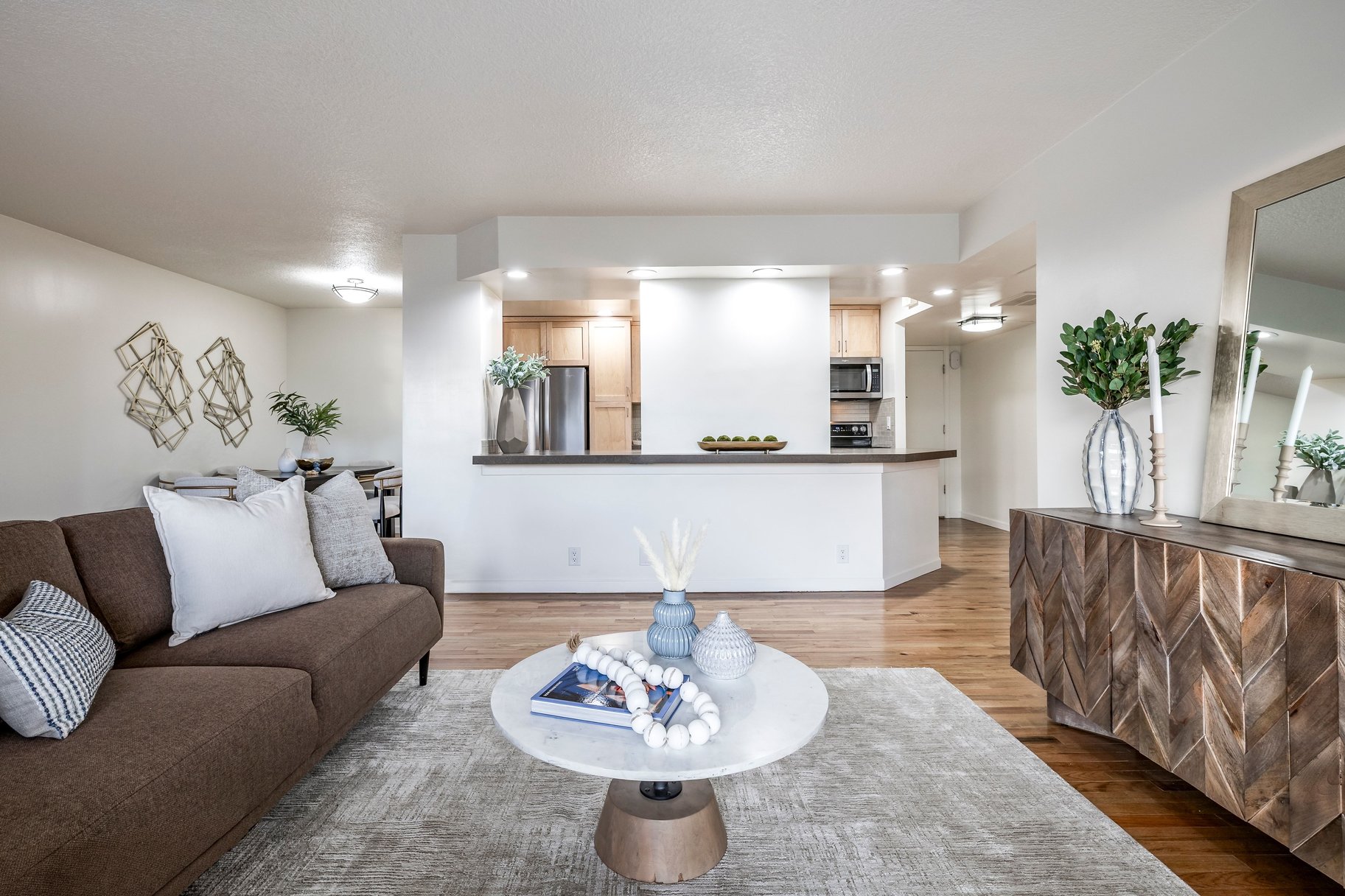  Spacious Canyon Crest Condo with Sweeping Valley Views - 物件實景