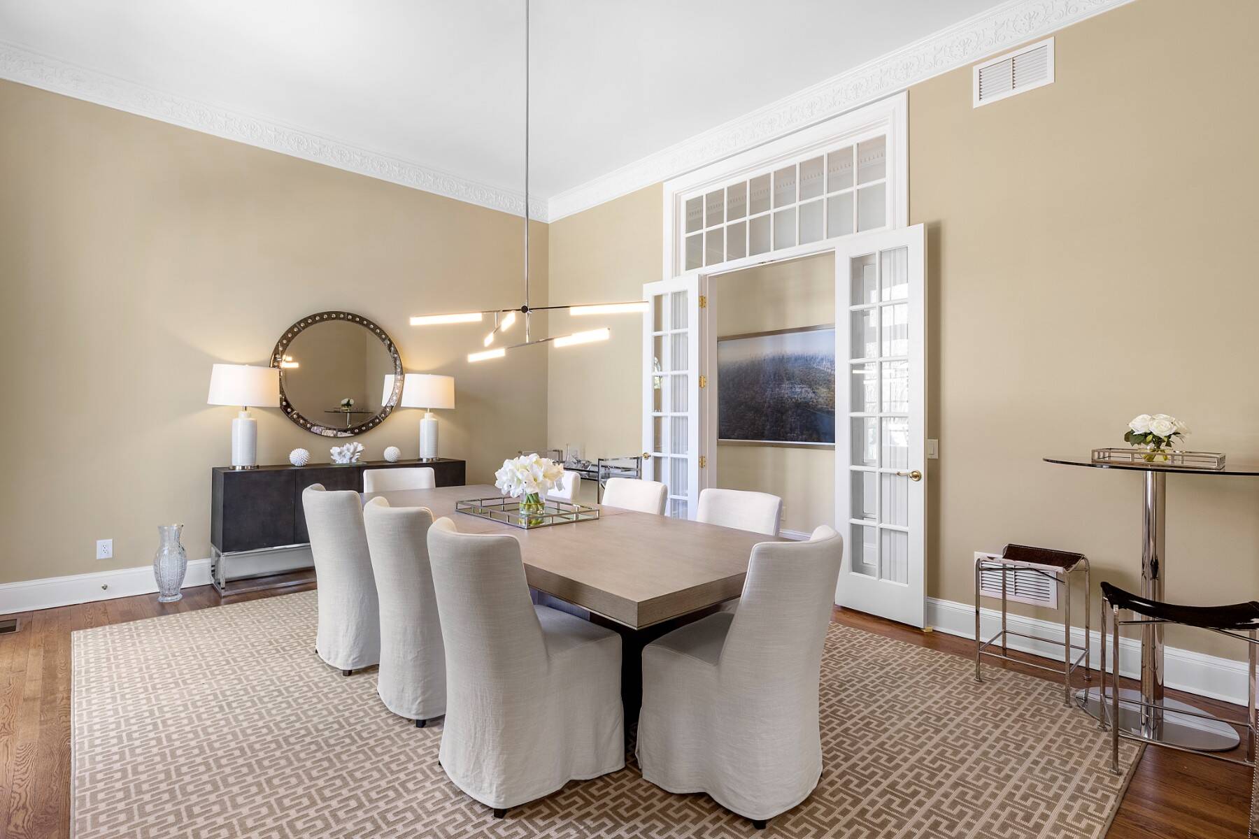  2-Acre SHV Compound, Fully Furnished, w/ Guest & Pool House - 物件實景