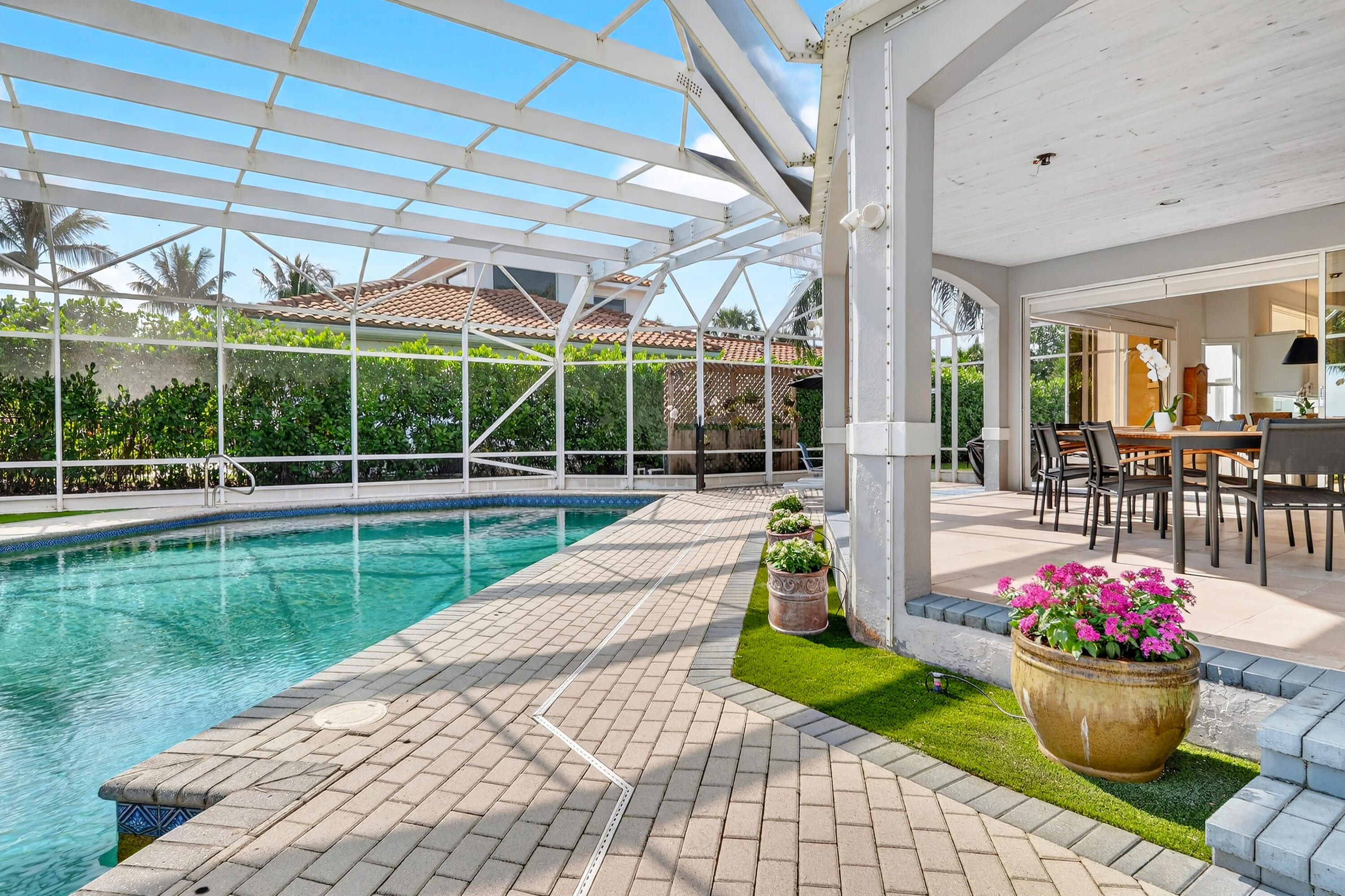 West Palm Beach, Florida, 33401, United States, 4 Bedrooms Bedrooms, ,5 BathroomsBathrooms,Residential,For Sale,2002916