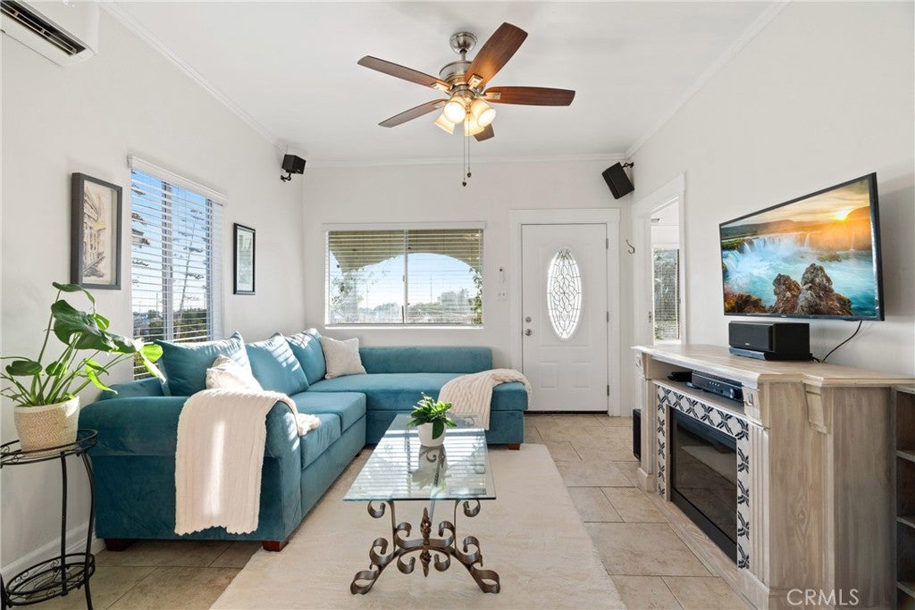 Los Angeles, California, 90063, United States, 3 Bedrooms Bedrooms, ,3 BathroomsBathrooms,Residential,For Sale,1938120