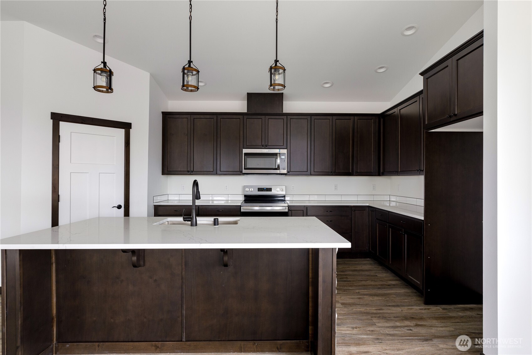 Oak Harbor, Washington, 98277, United States, 3 Bedrooms Bedrooms, ,1 BathroomBathrooms,Residential,For Sale,1759777