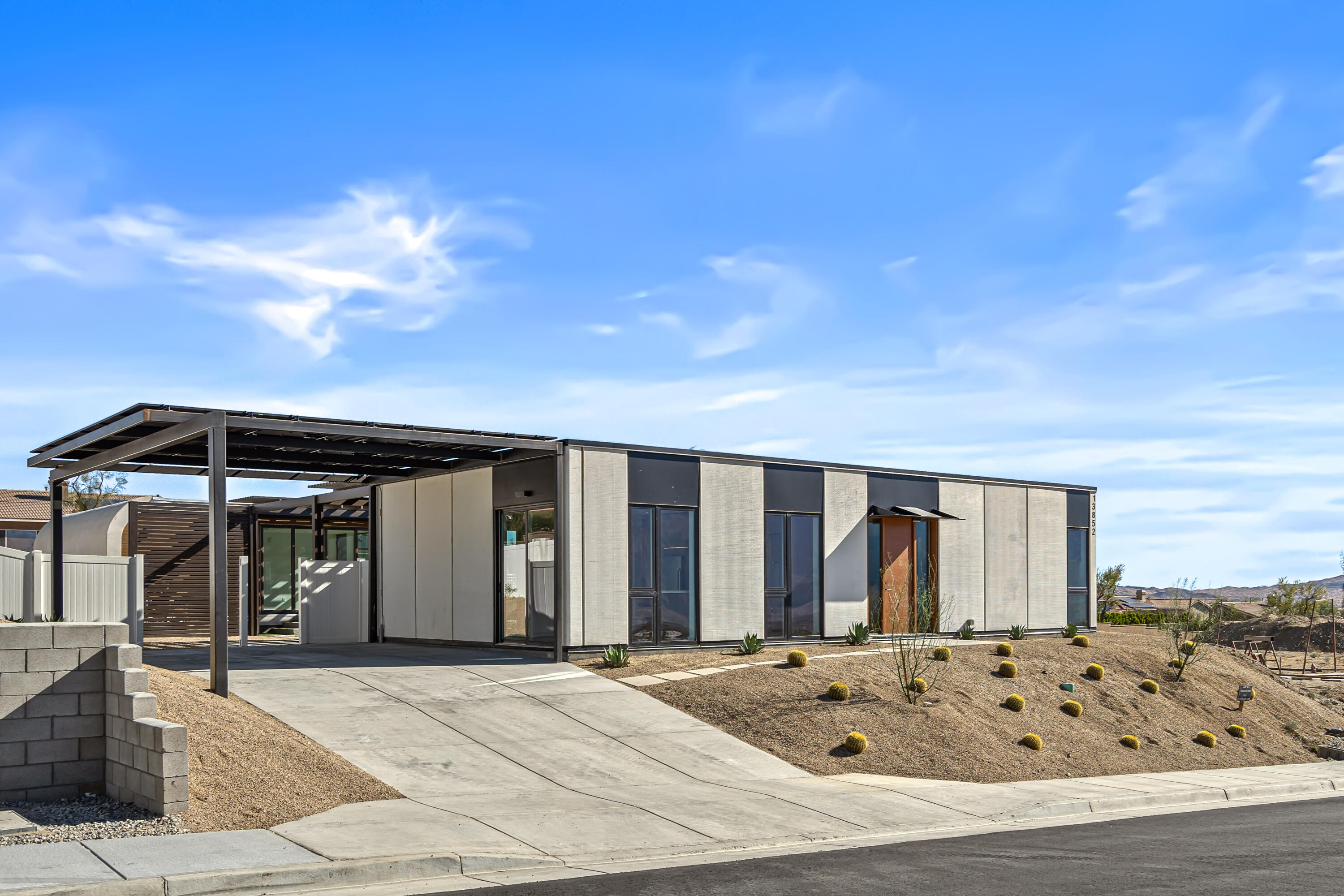 Desert Hot Springs, California, 92240, United States, 4 Bedrooms Bedrooms, ,Residential,For Sale,1998852