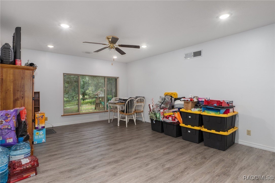 Inverness, Florida, 34453, United States, 6 Bedrooms Bedrooms, ,4 BathroomsBathrooms,Residential,For Sale,1975798