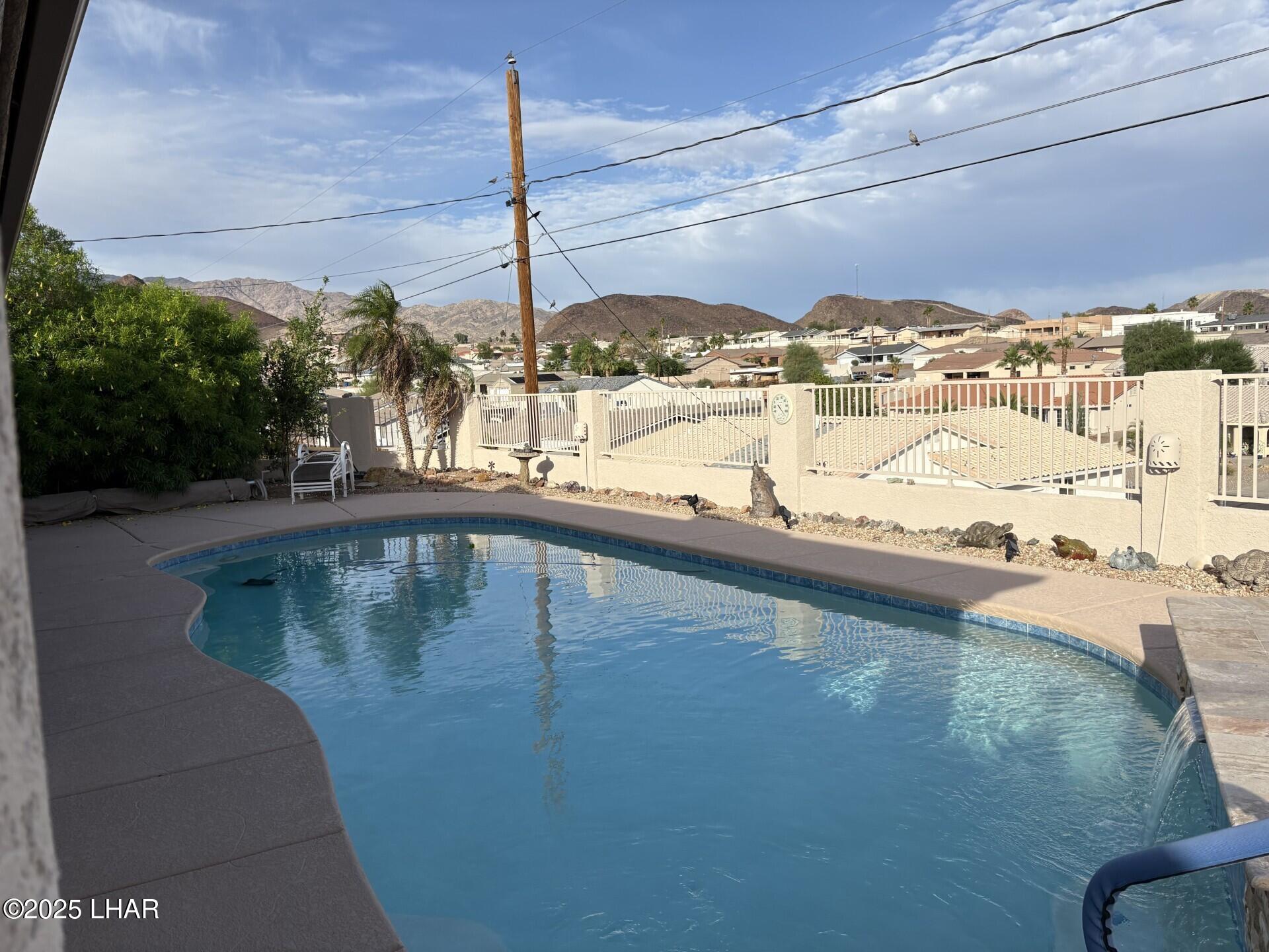 Lake Havasu City, Arizona, 86406, United States, 3 Bedrooms Bedrooms, ,1 BathroomBathrooms,Residential,For Sale,1837475