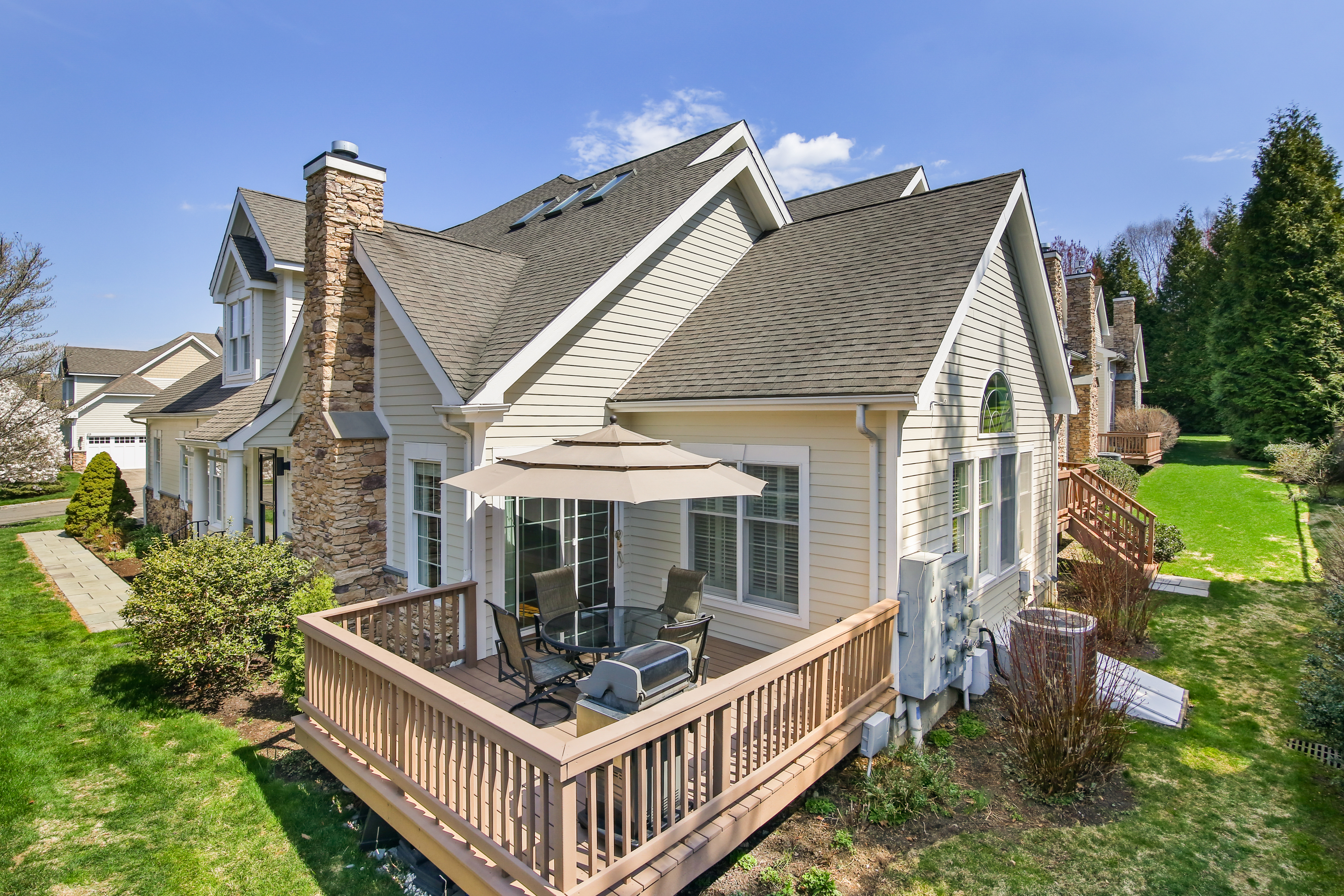  Gorgeous Turnkey End-Unit Condo in Ridgefield - 物件實景