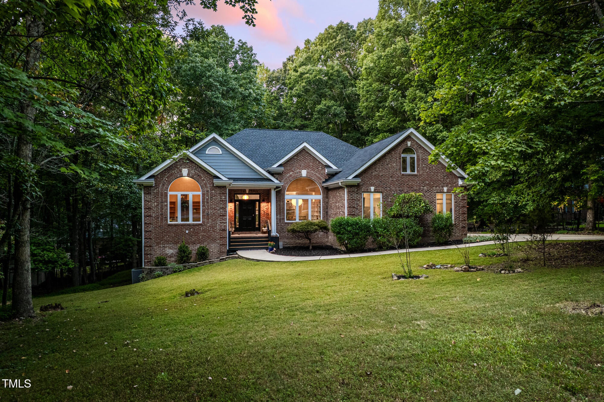 Hillsborough, North Carolina, 27278, United States, 3 Bedrooms Bedrooms, ,3 BathroomsBathrooms,Residential,For Sale,1949377