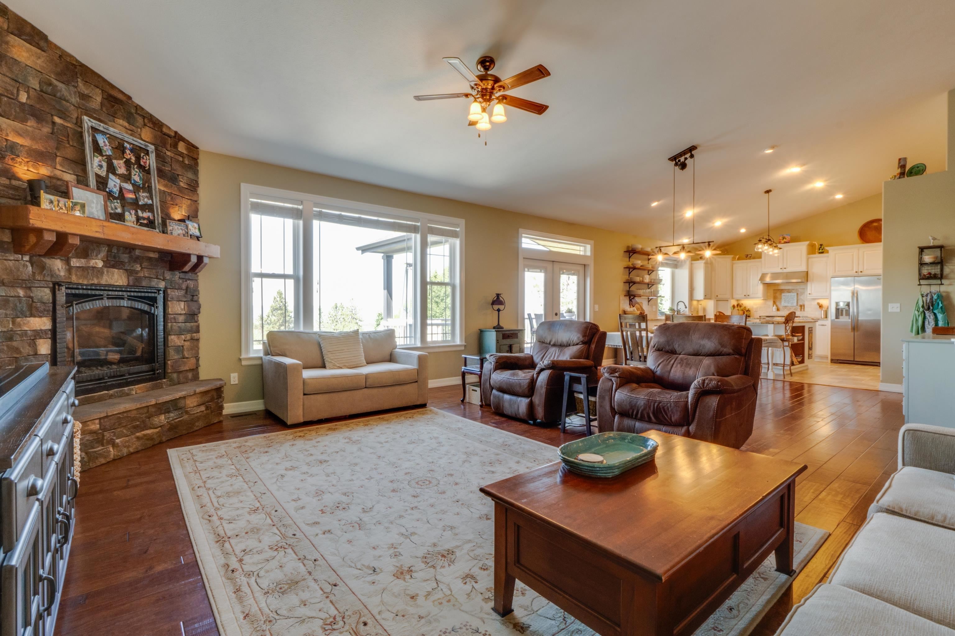 Spokane, Washington, 99208, United States, 4 Bedrooms Bedrooms, ,3 BathroomsBathrooms,Residential,For Sale,1901049