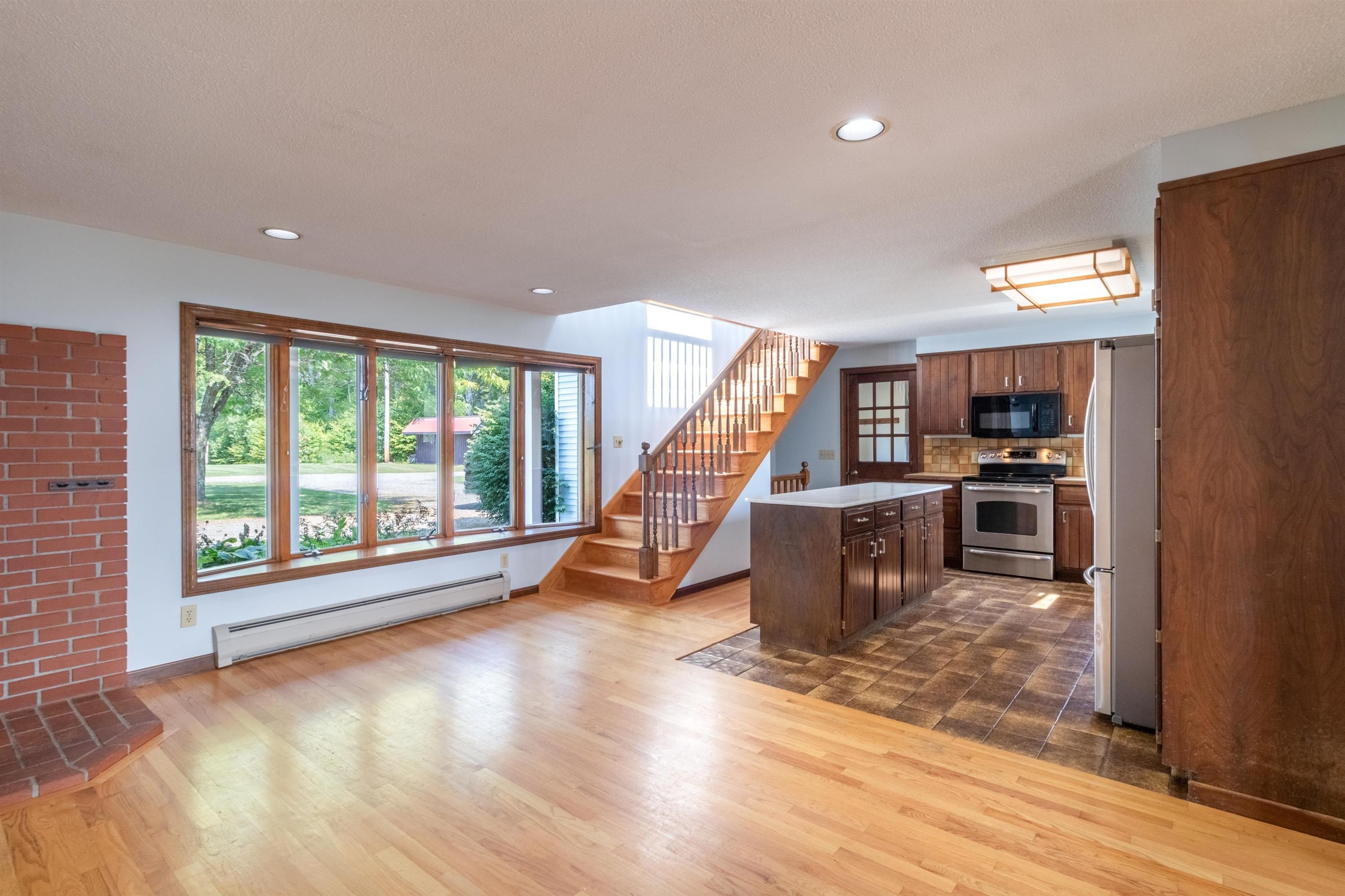 Lyndon, Vermont, 05851, United States, 3 Bedrooms Bedrooms, ,1 BathroomBathrooms,Residential,For Sale,1983968