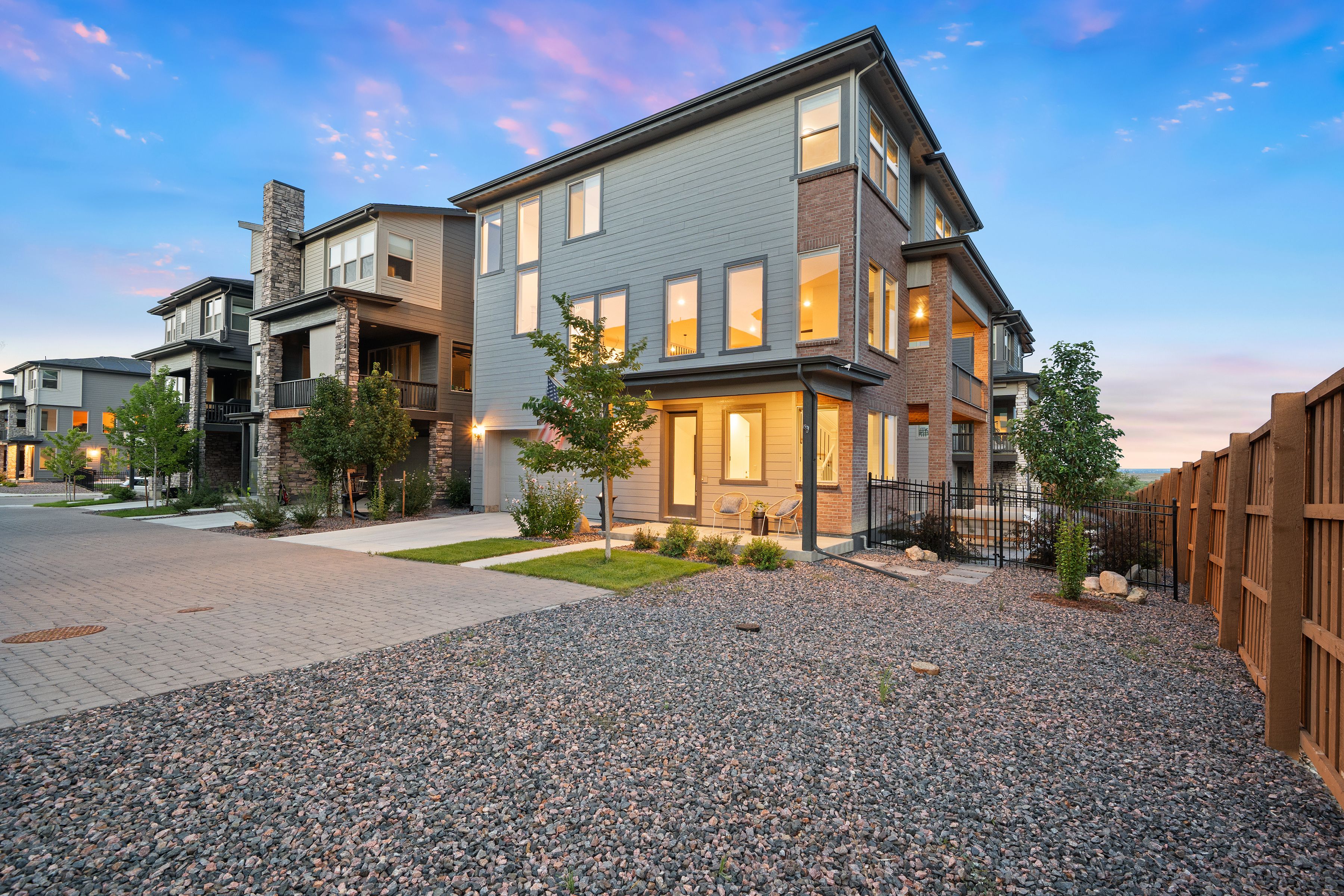  Elevated Colorado Living with 180° Mountain & Reservoir Views - 物件實景