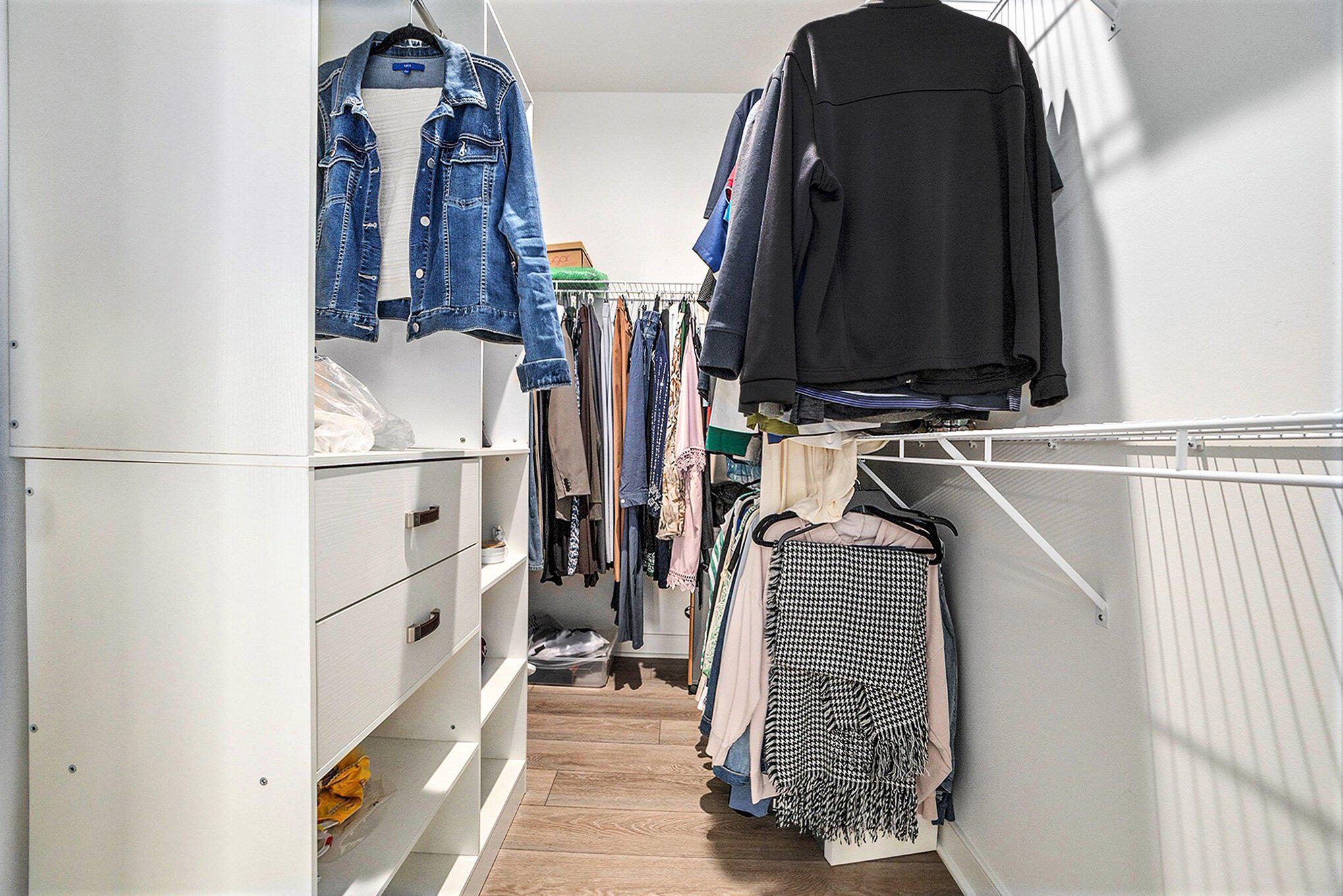 Byron Center, Michigan, 49315, United States, 4 Bedrooms Bedrooms, ,4 BathroomsBathrooms,Residential,For Sale,1960492